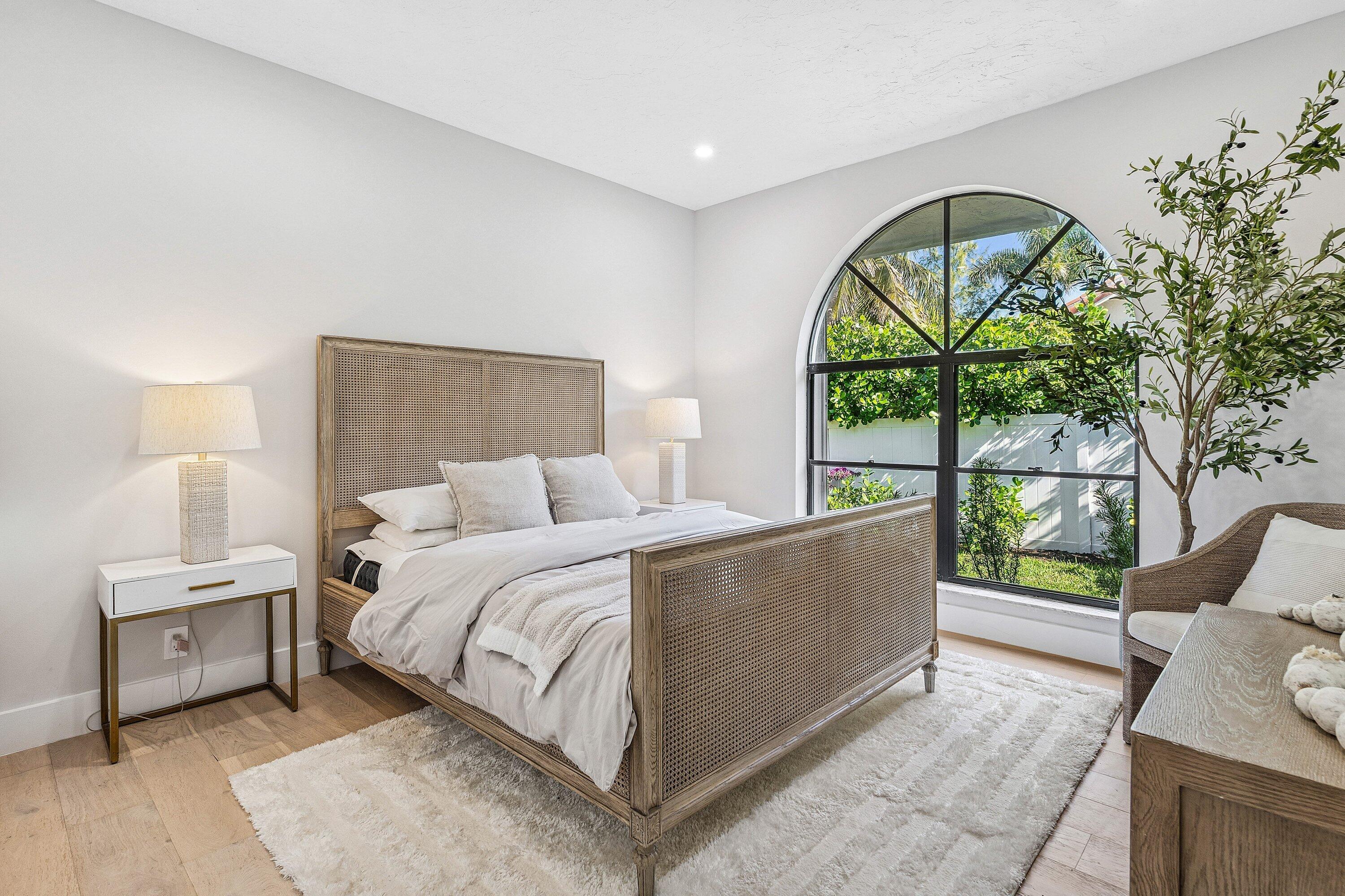 48 Harbour, Boynton Beach FL 33435