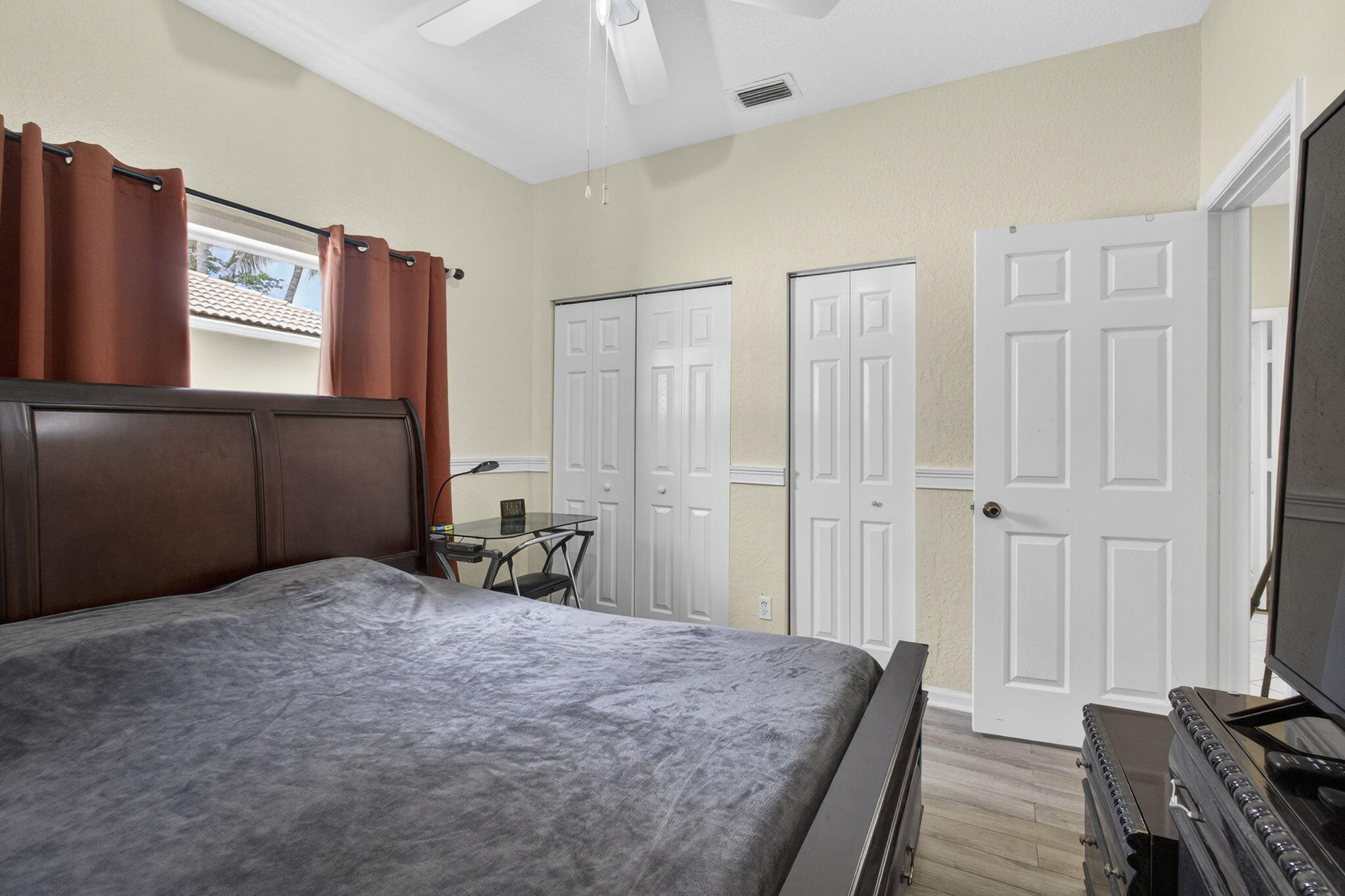 8600 Pine Cay, West Palm Beach FL 33411