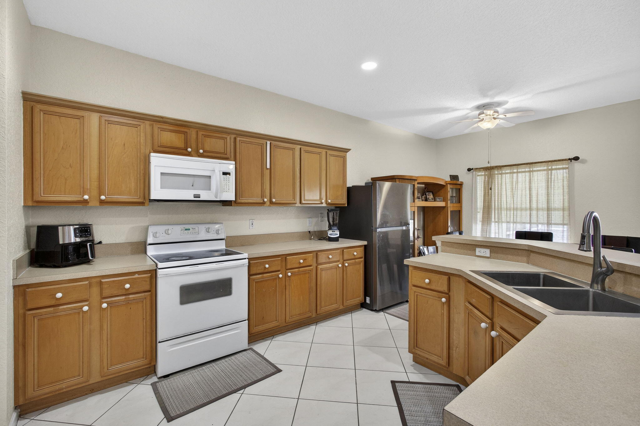 8600 Pine Cay, West Palm Beach FL 33411