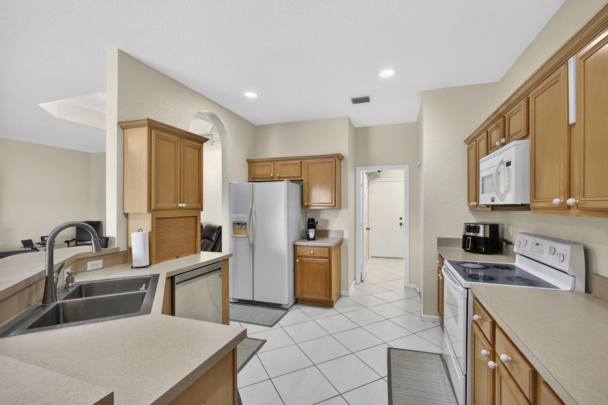 8600 Pine Cay, West Palm Beach FL 33411