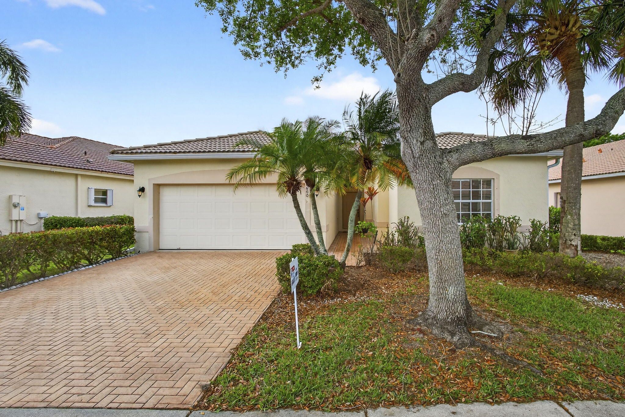 8600 Pine Cay, West Palm Beach FL 33411