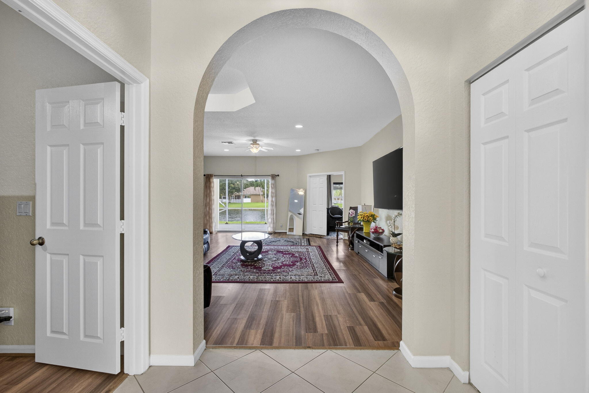 8600 Pine Cay, West Palm Beach FL 33411