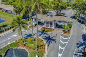 8600 Pine Cay, West Palm Beach FL 33411