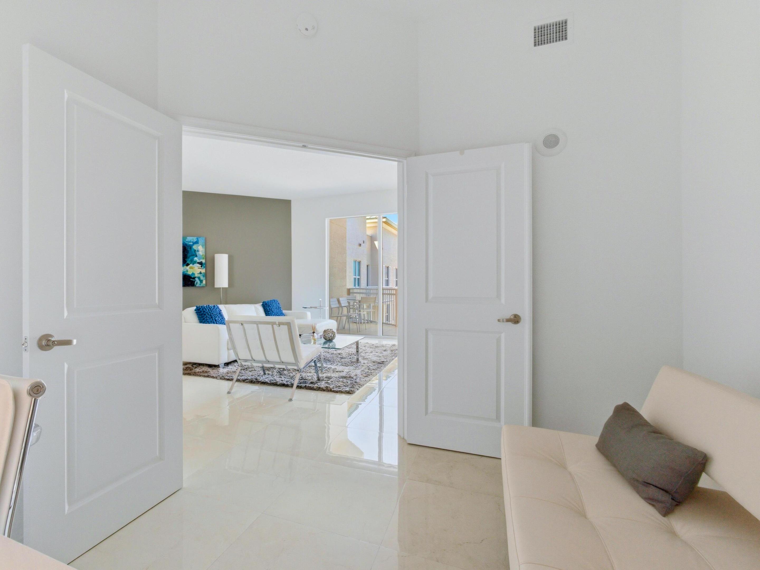 350 N Federal #Ph09, Boynton Beach FL 33435