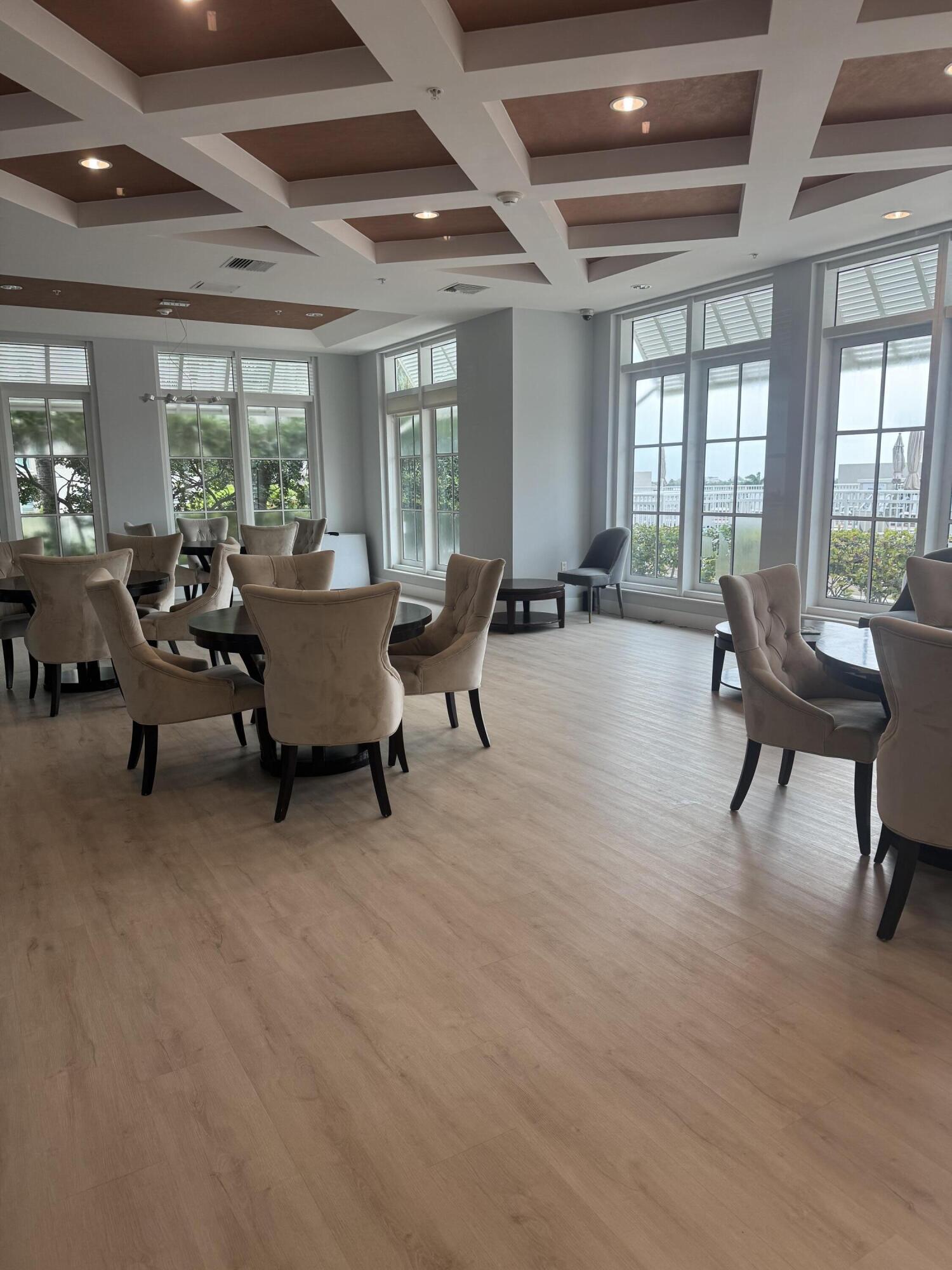 350 N Federal #Ph09, Boynton Beach FL 33435