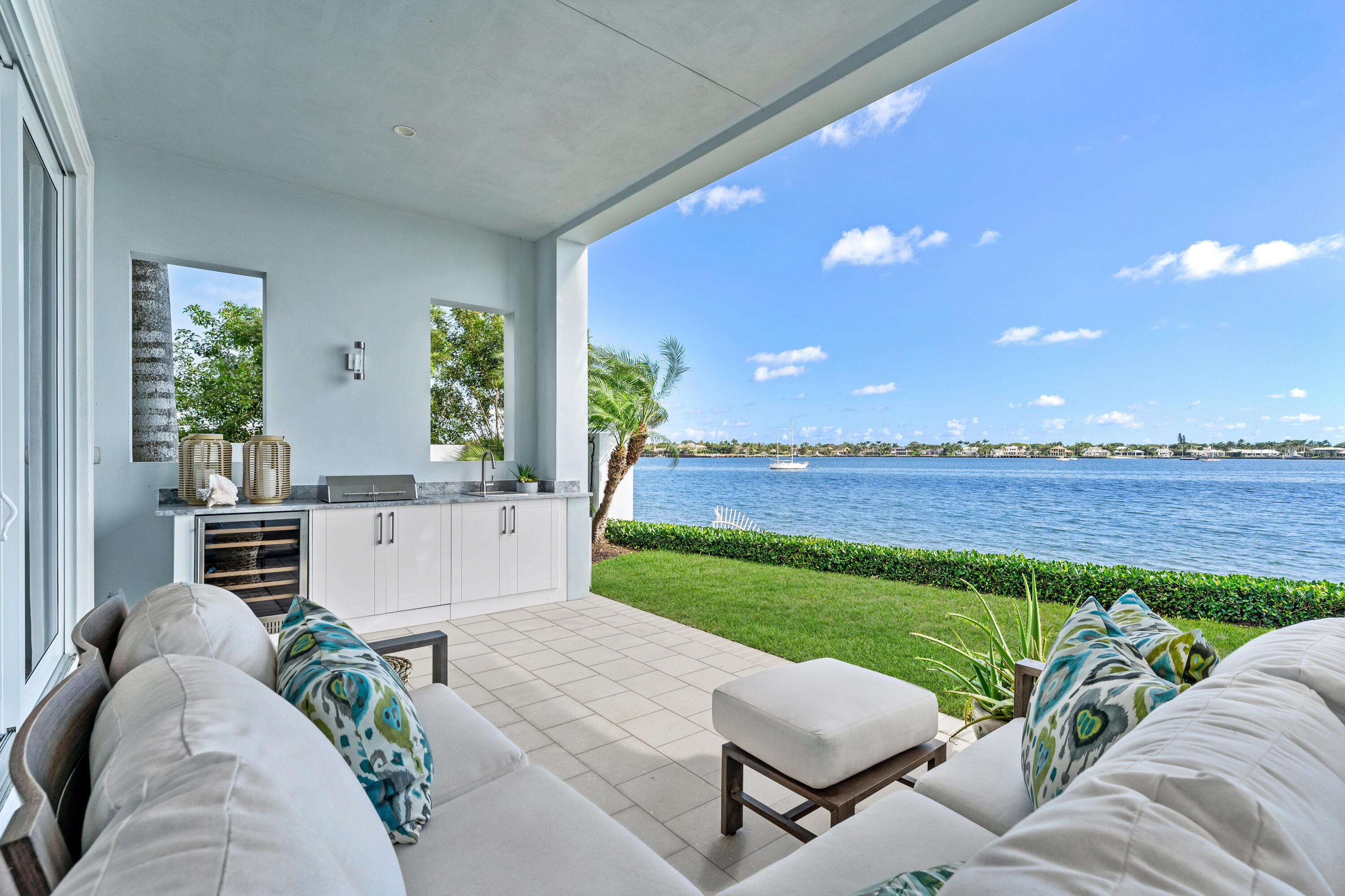 100 Water Club, North Palm Beach FL 33408