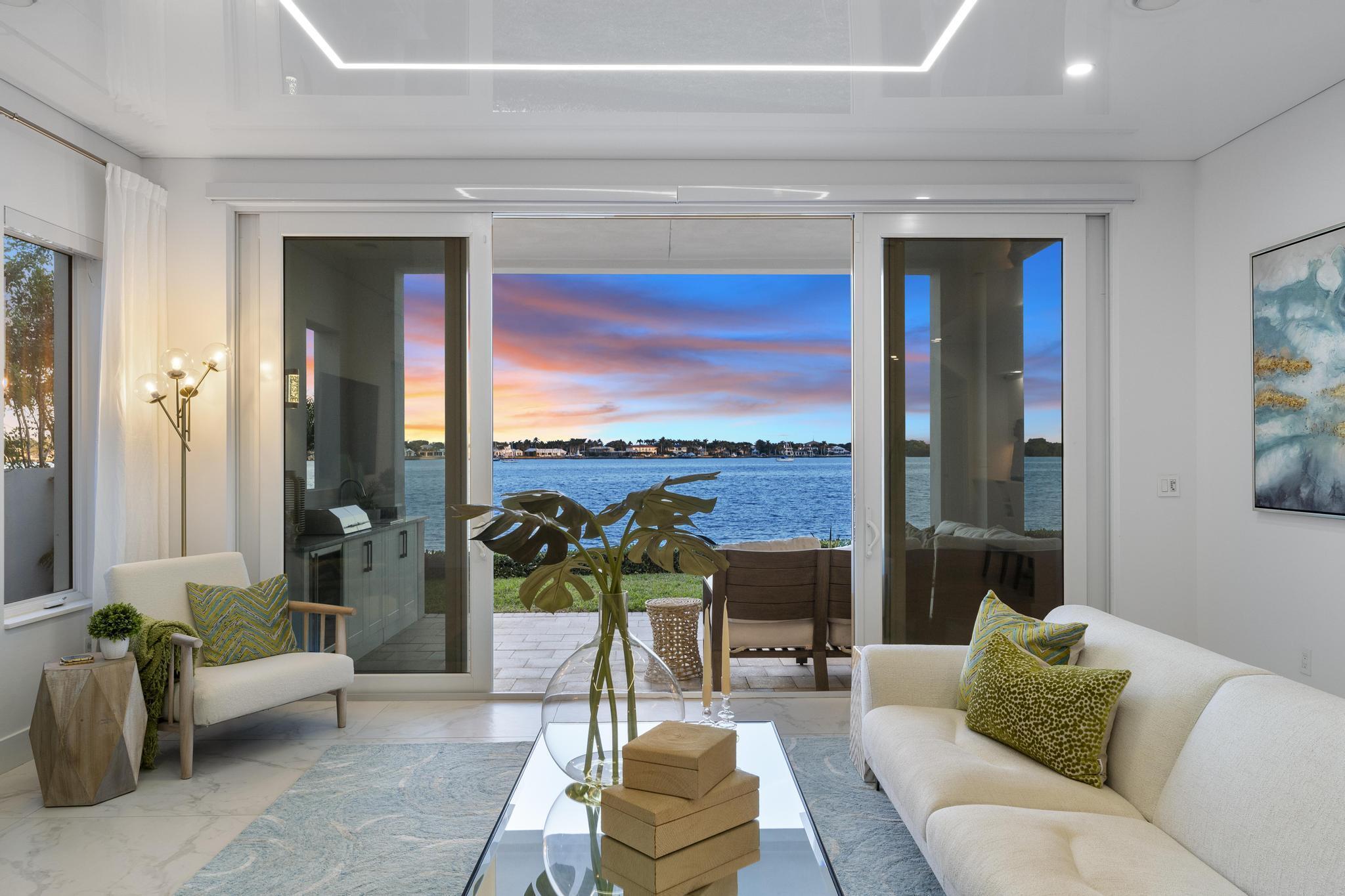 100 Water Club, North Palm Beach FL 33408