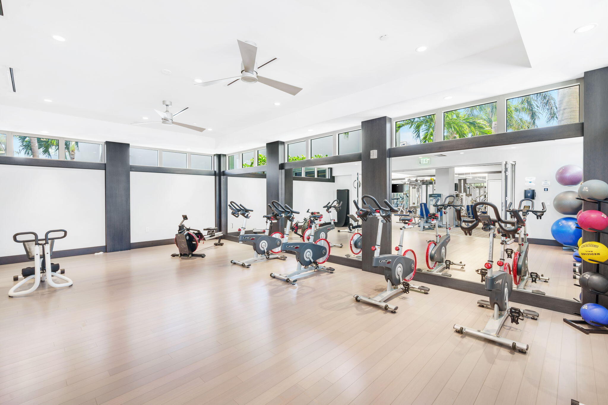 100 Water Club, North Palm Beach FL 33408