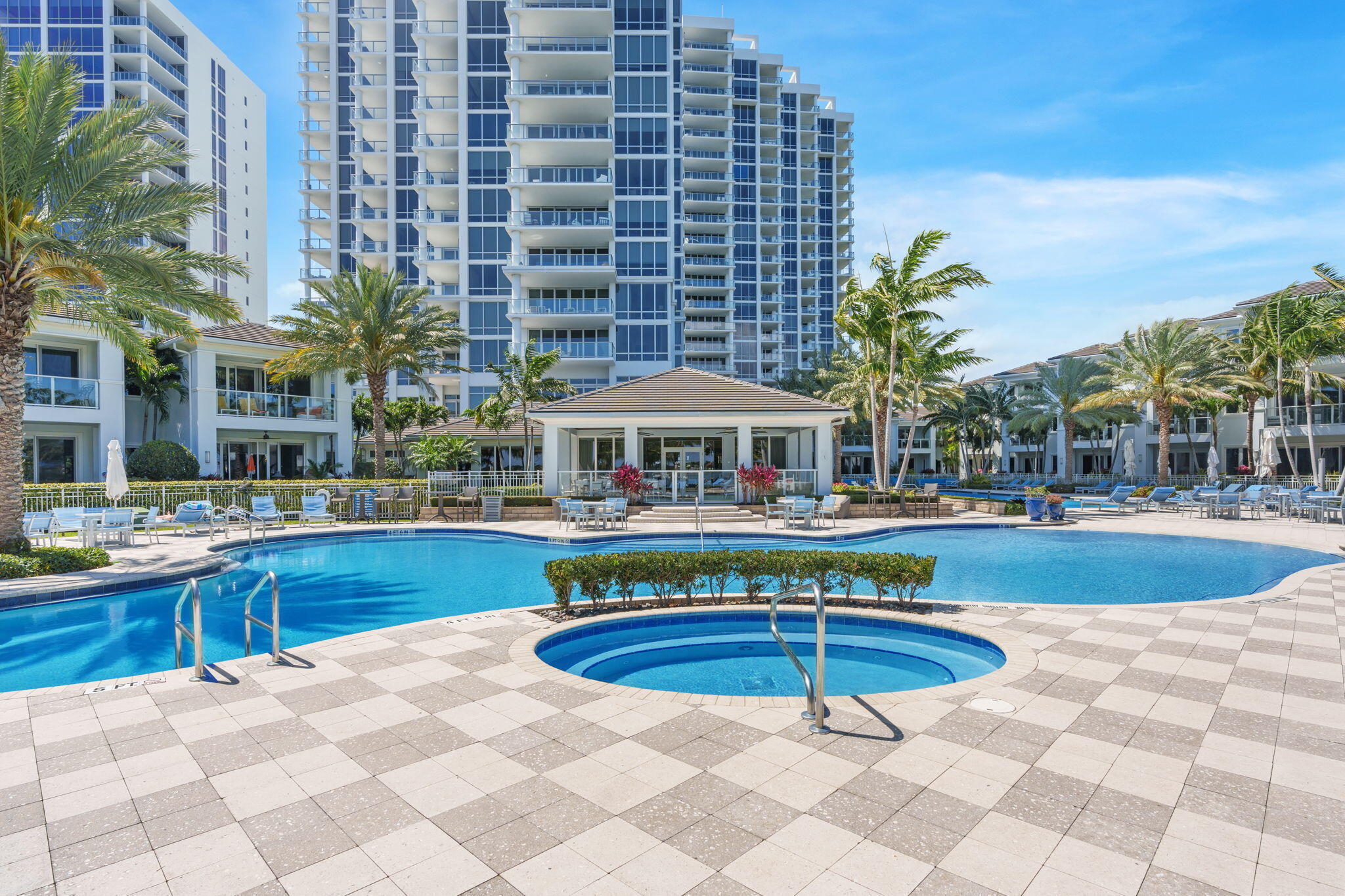 100 Water Club, North Palm Beach FL 33408