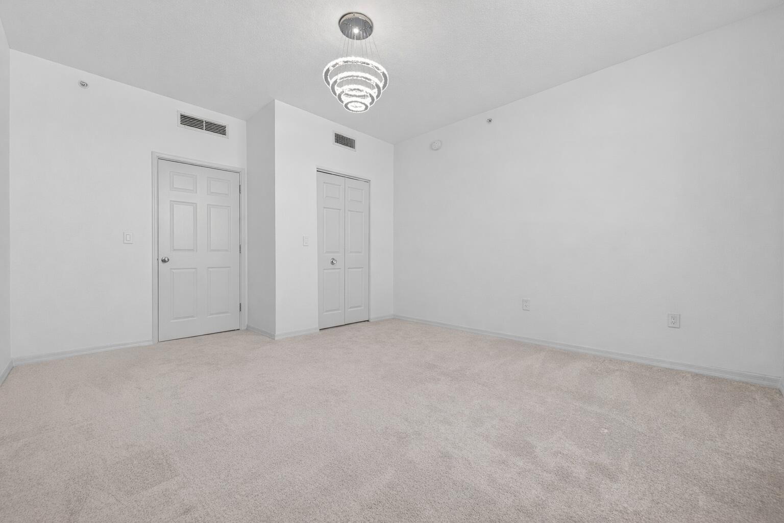 806 E Windward #403, Lantana FL 33462