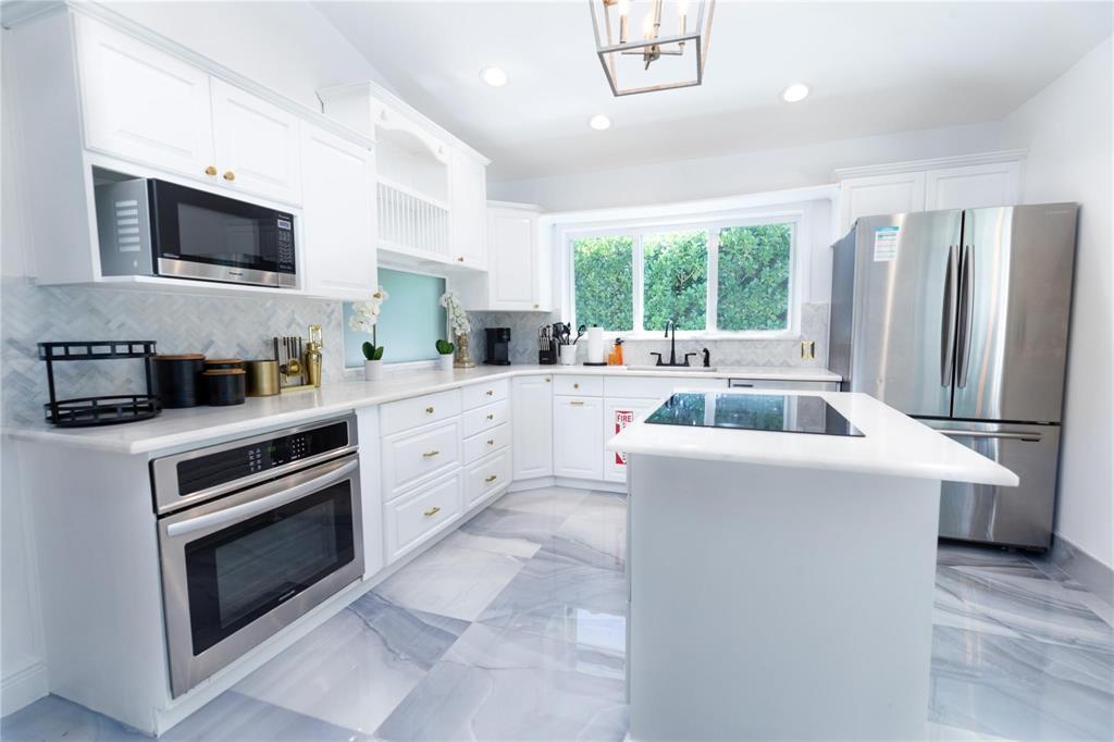 222 N Tradewinds, Lauderdale By The Sea FL 33308