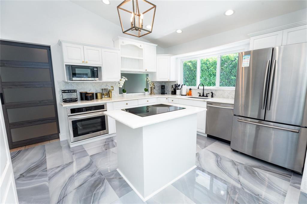 222 N Tradewinds, Lauderdale By The Sea FL 33308