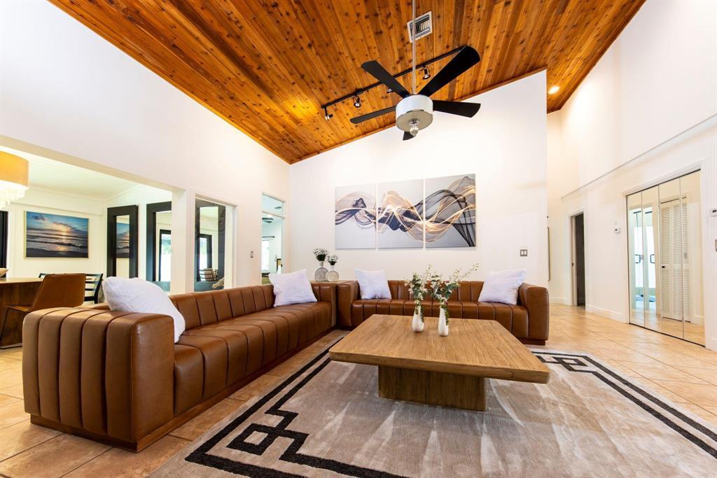 222 N Tradewinds, Lauderdale By The Sea FL 33308