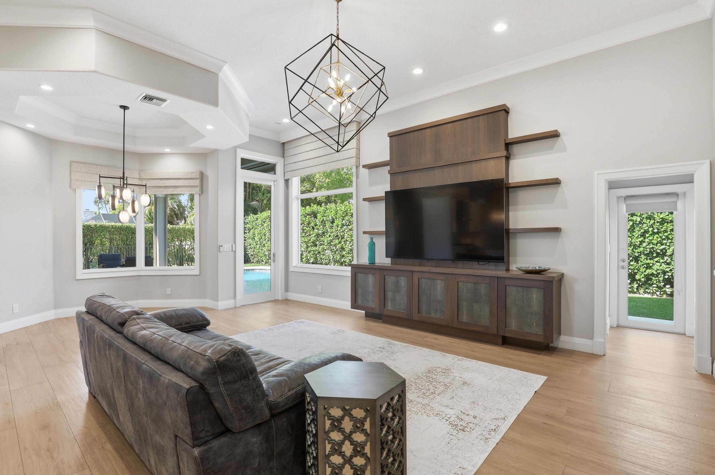 4445 NW 28th, Boca Raton FL 33434