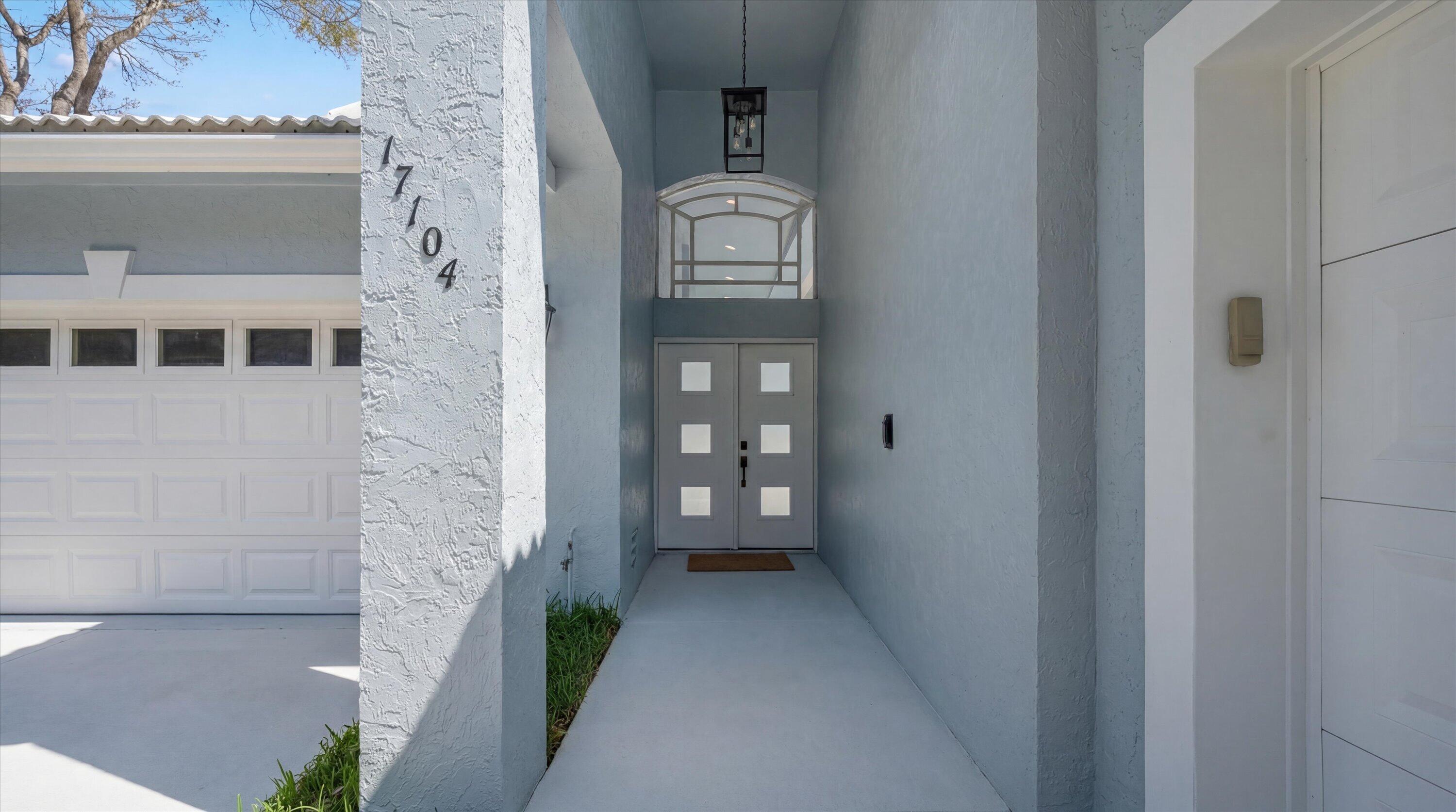 17104 Crossgate, Jupiter FL 33477