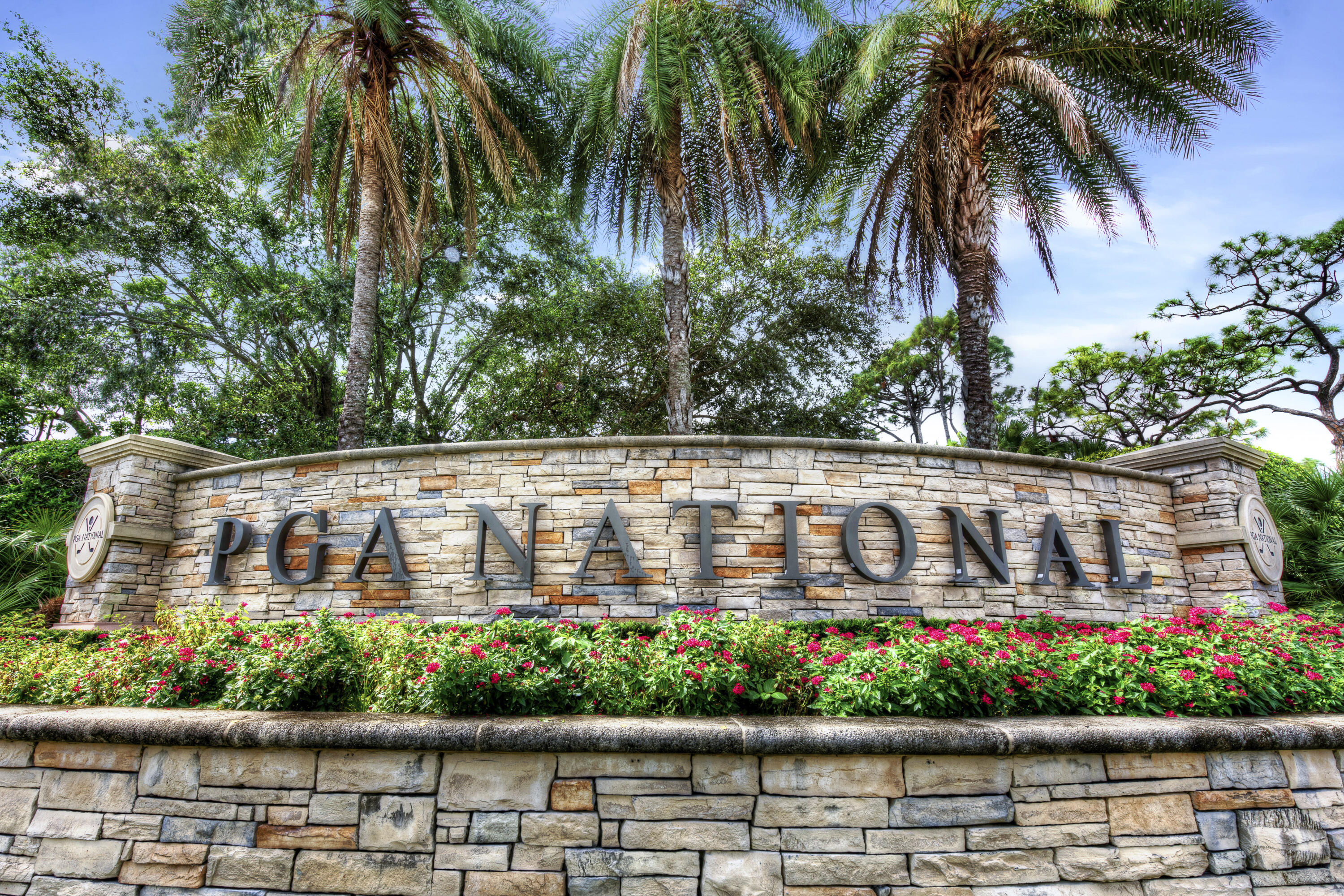 137 Brackenwood, Palm Beach Gardens FL 33418
