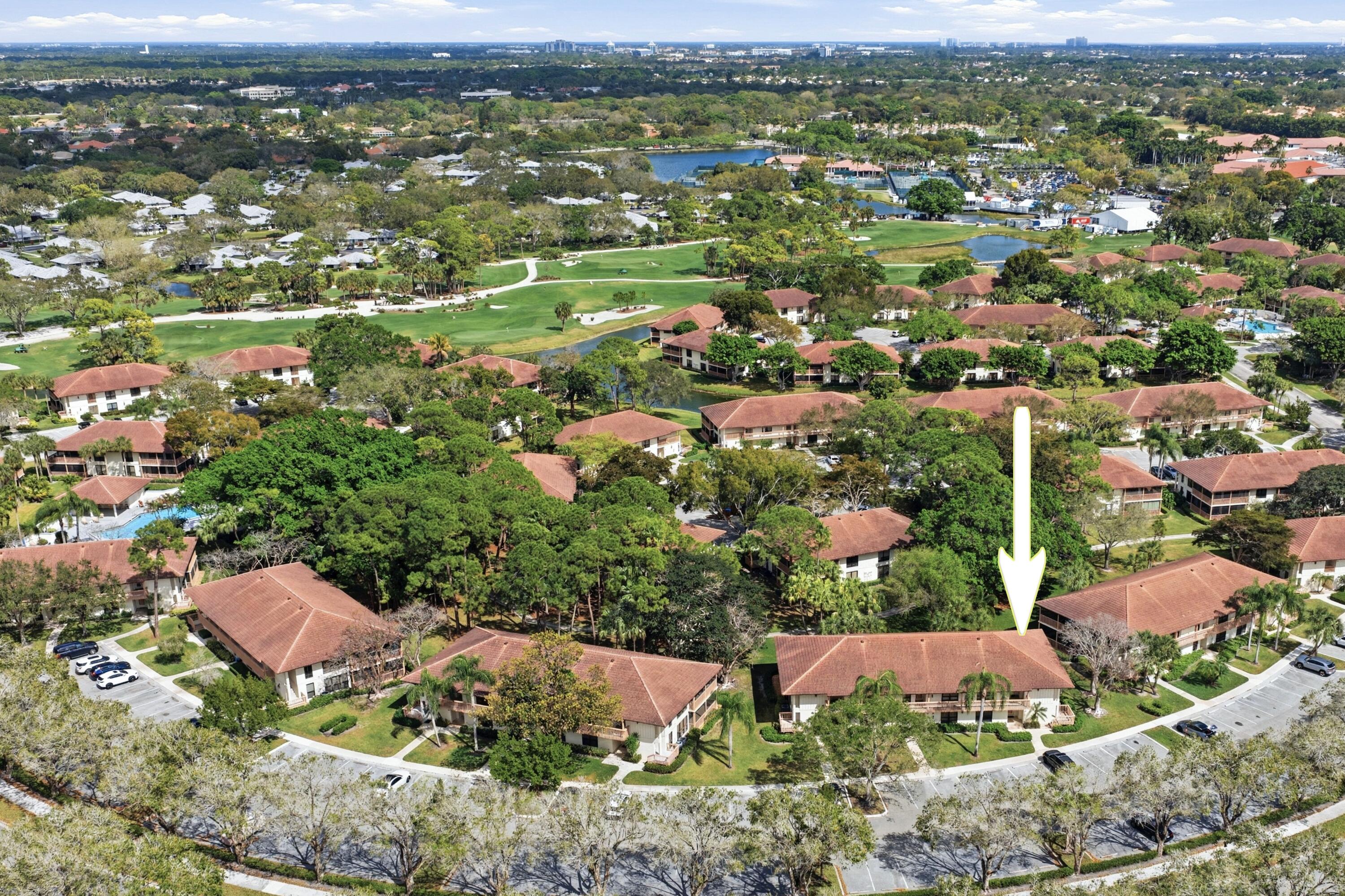 137 Brackenwood, Palm Beach Gardens FL 33418