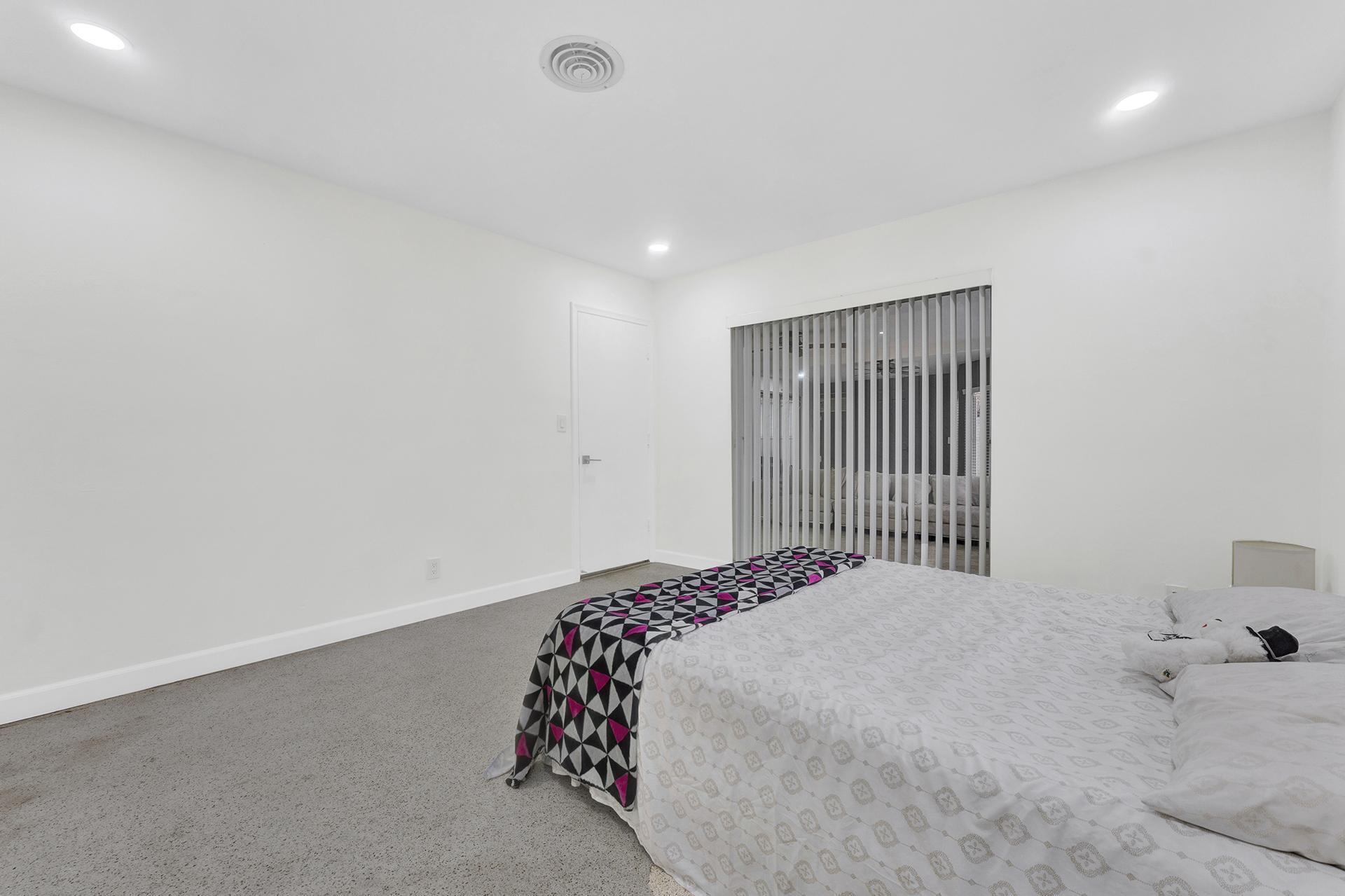 5921 NE 15th, Fort Lauderdale FL 33334