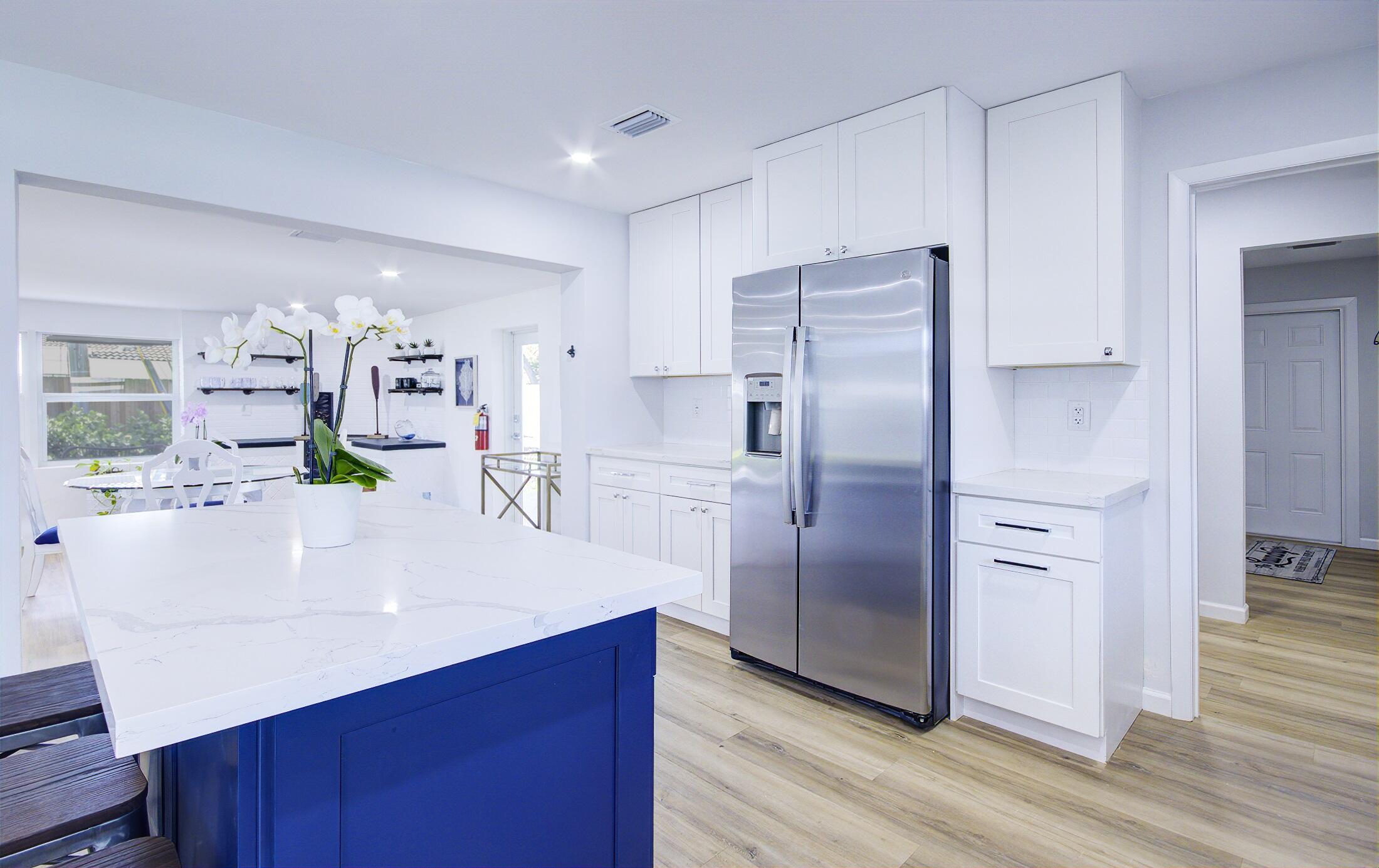 1950 NE 30th, Lighthouse Point FL 33064