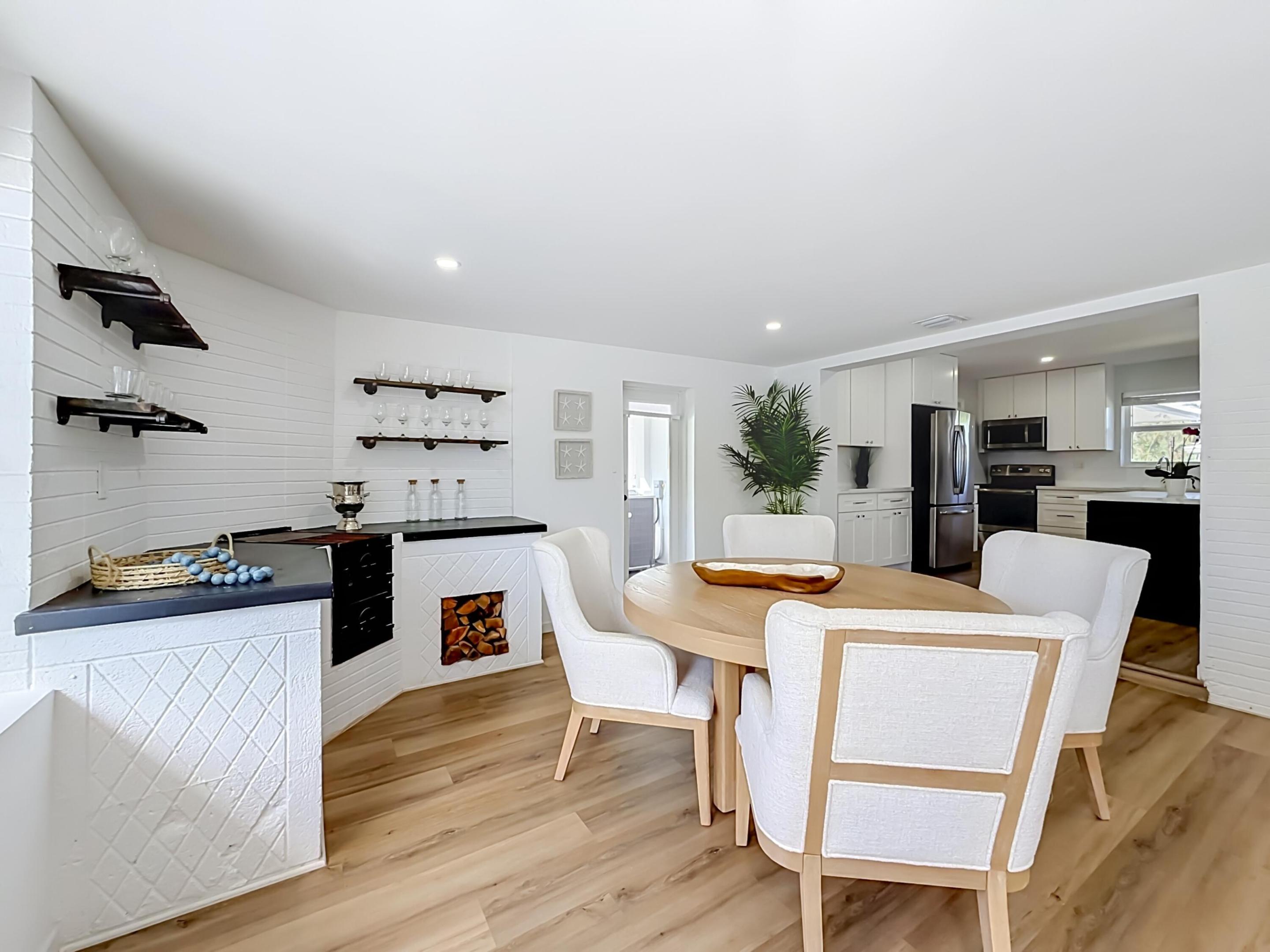 1950 NE 30th, Lighthouse Point FL 33064
