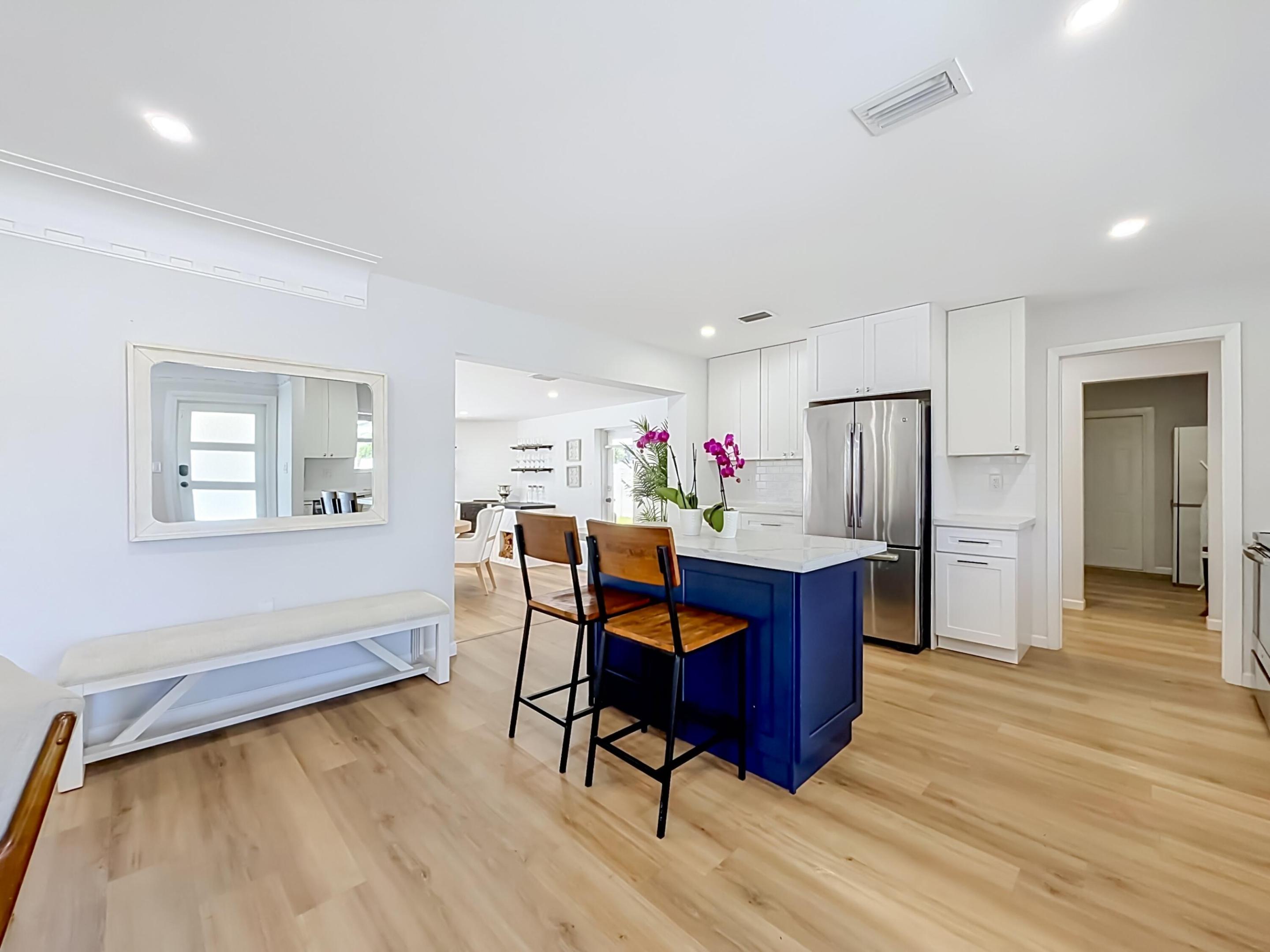1950 NE 30th, Lighthouse Point FL 33064