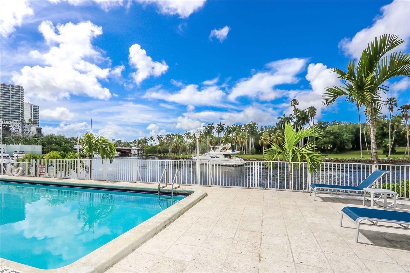 1740 NW N River #319, Miami FL 33125