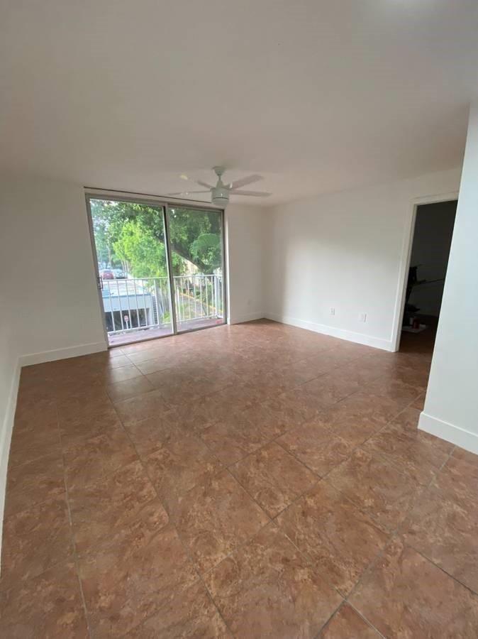 1740 NW N River #319, Miami FL 33125