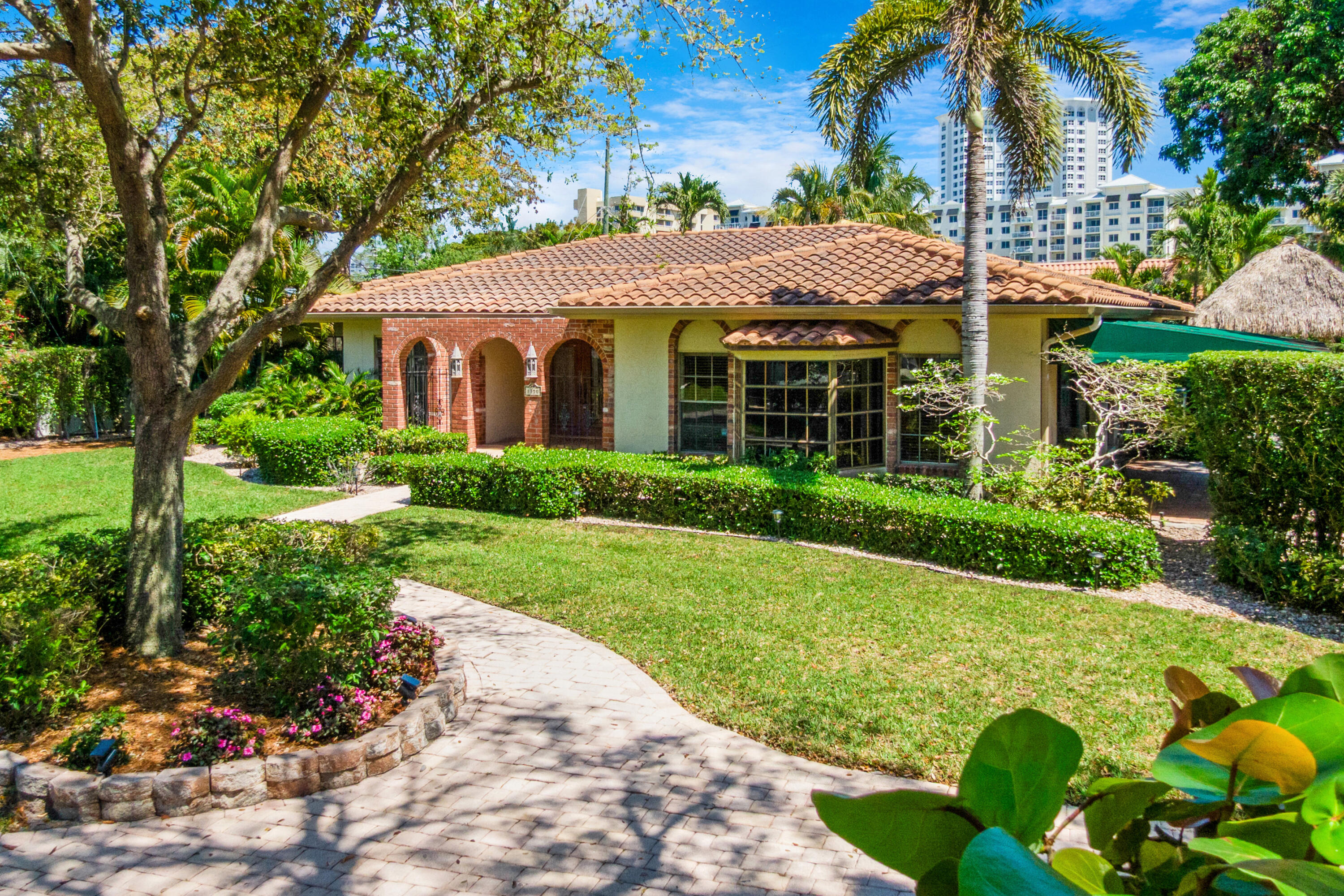 1350 W Terra Mar, Pompano Beach FL 33062