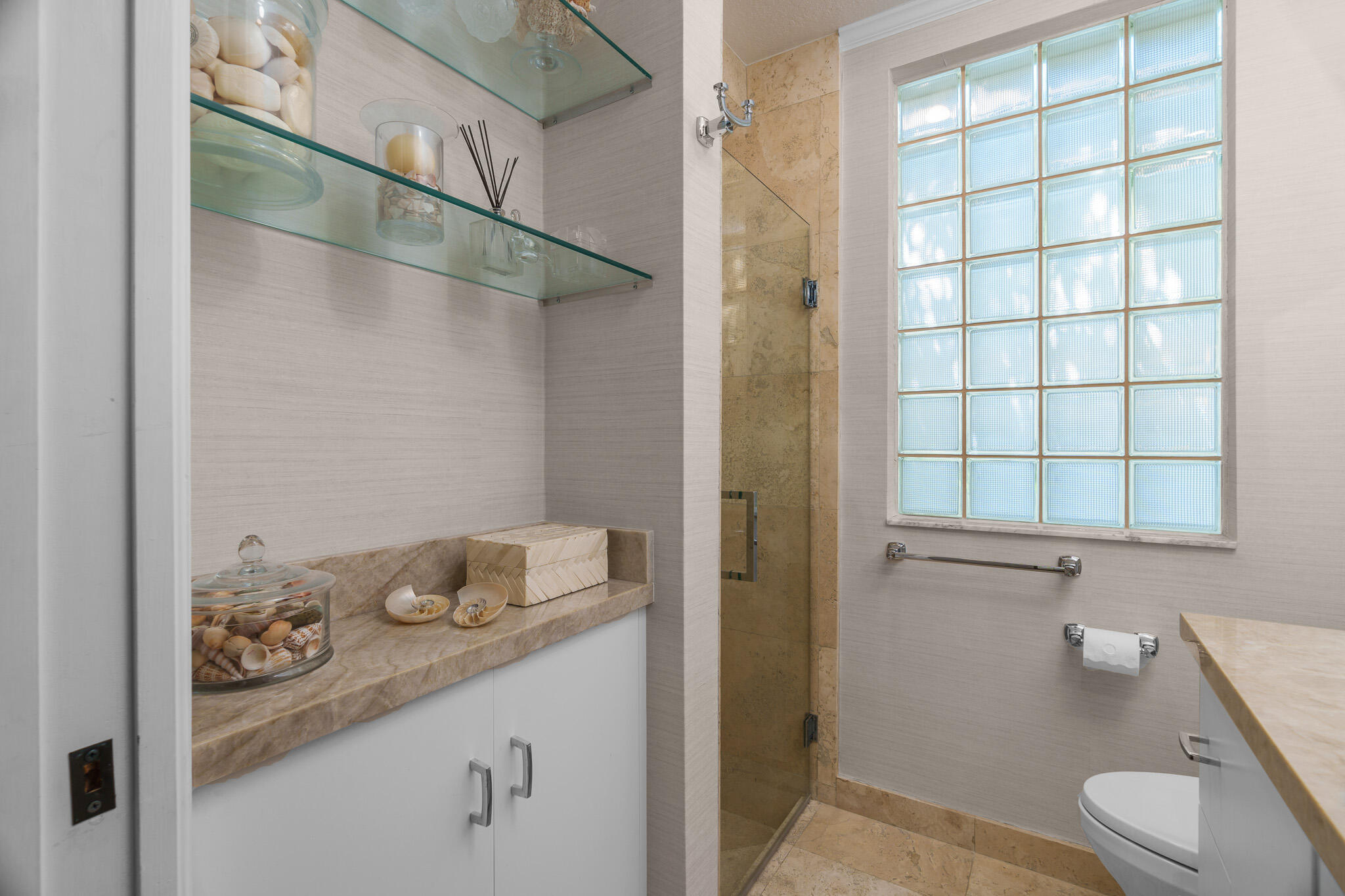 7886 Villa D Este, Delray Beach FL 33446