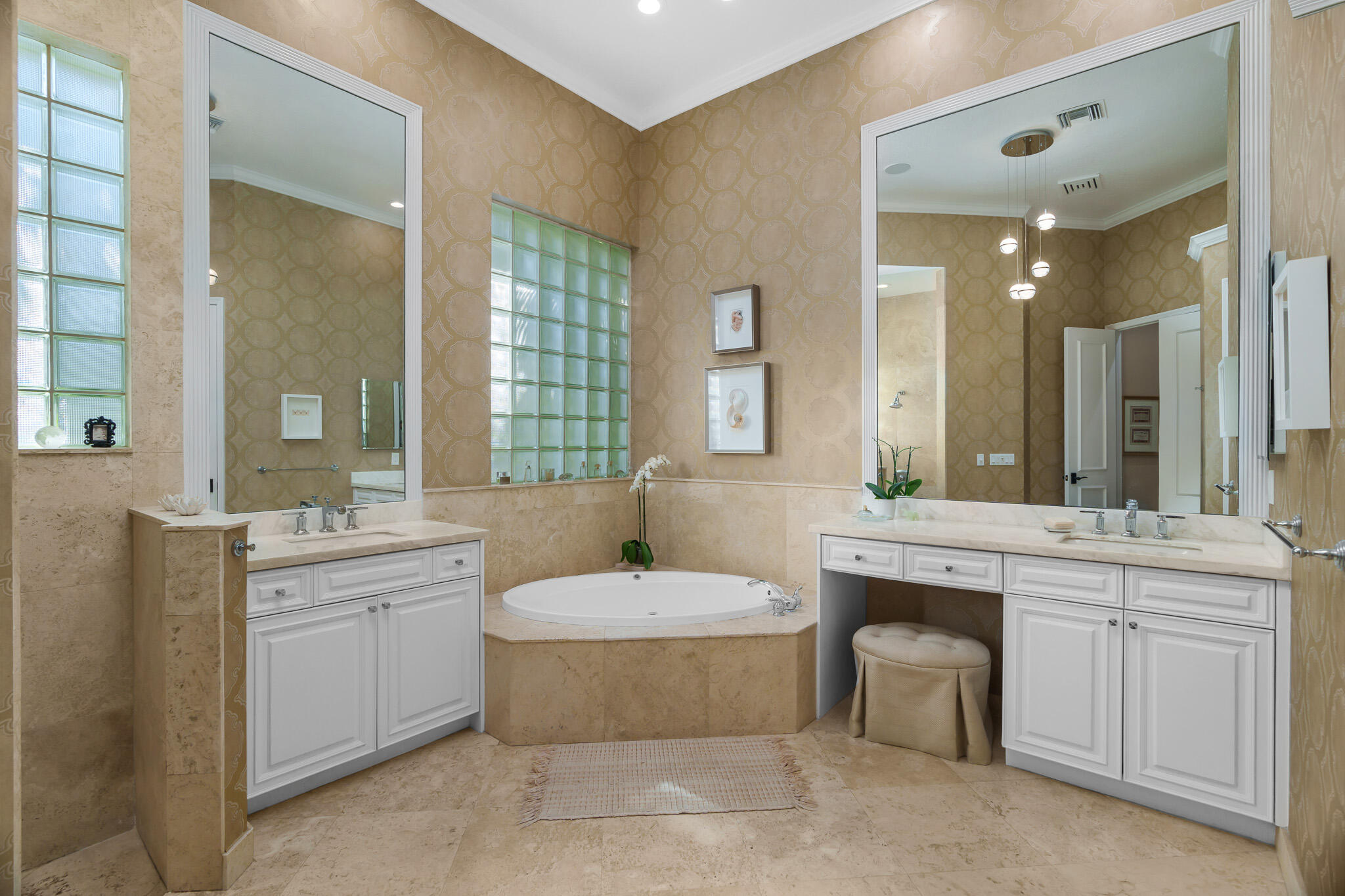 7886 Villa D Este, Delray Beach FL 33446