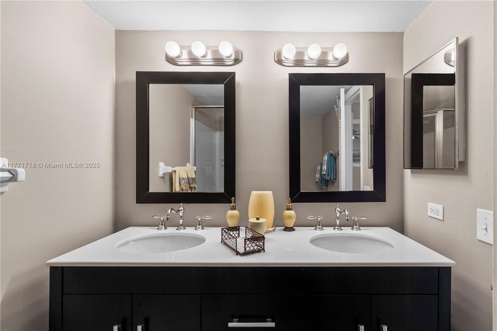 4800 Bayview #402, Fort Lauderdale FL 33308
