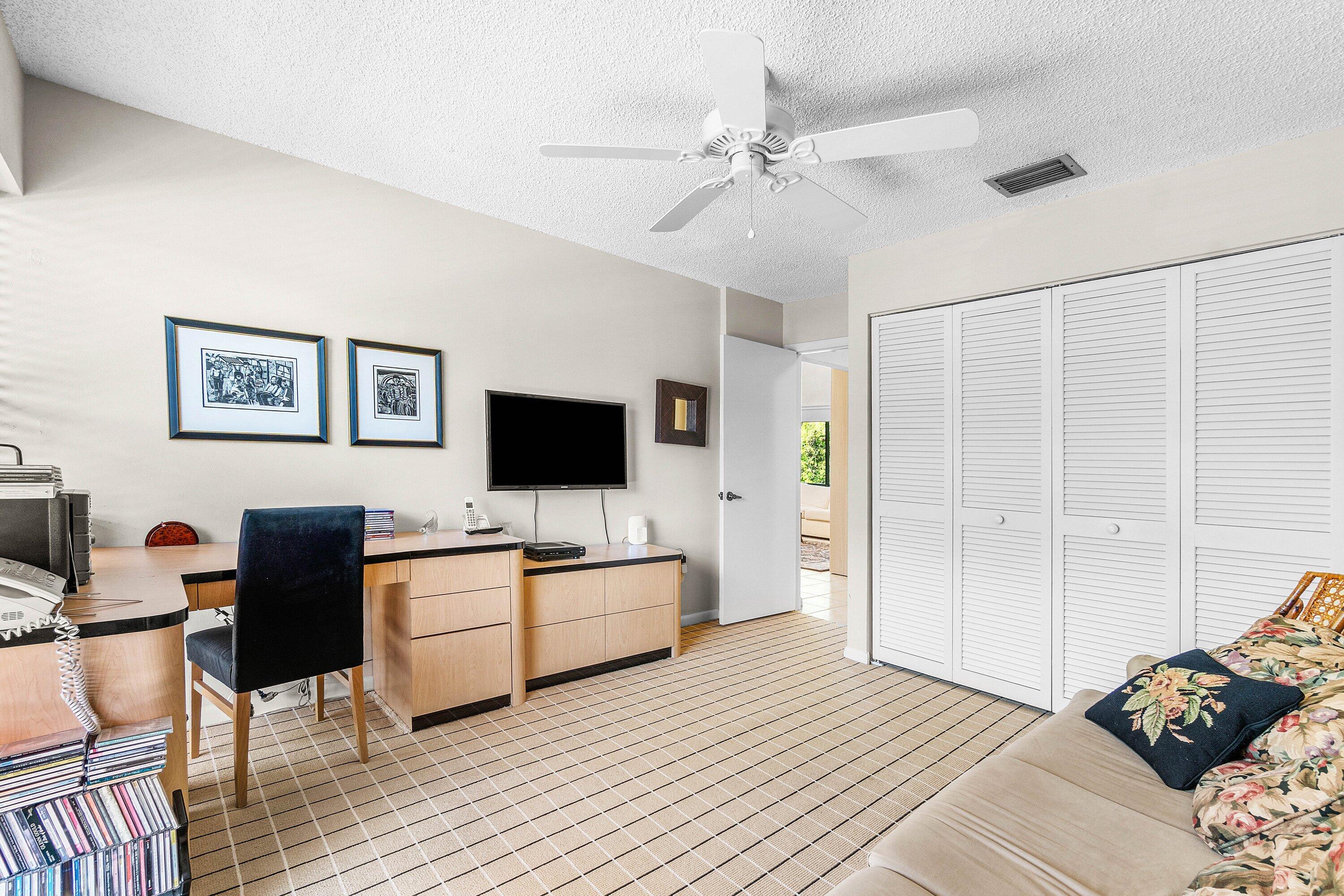 7809 Lakeside #4, Boca Raton FL 33434