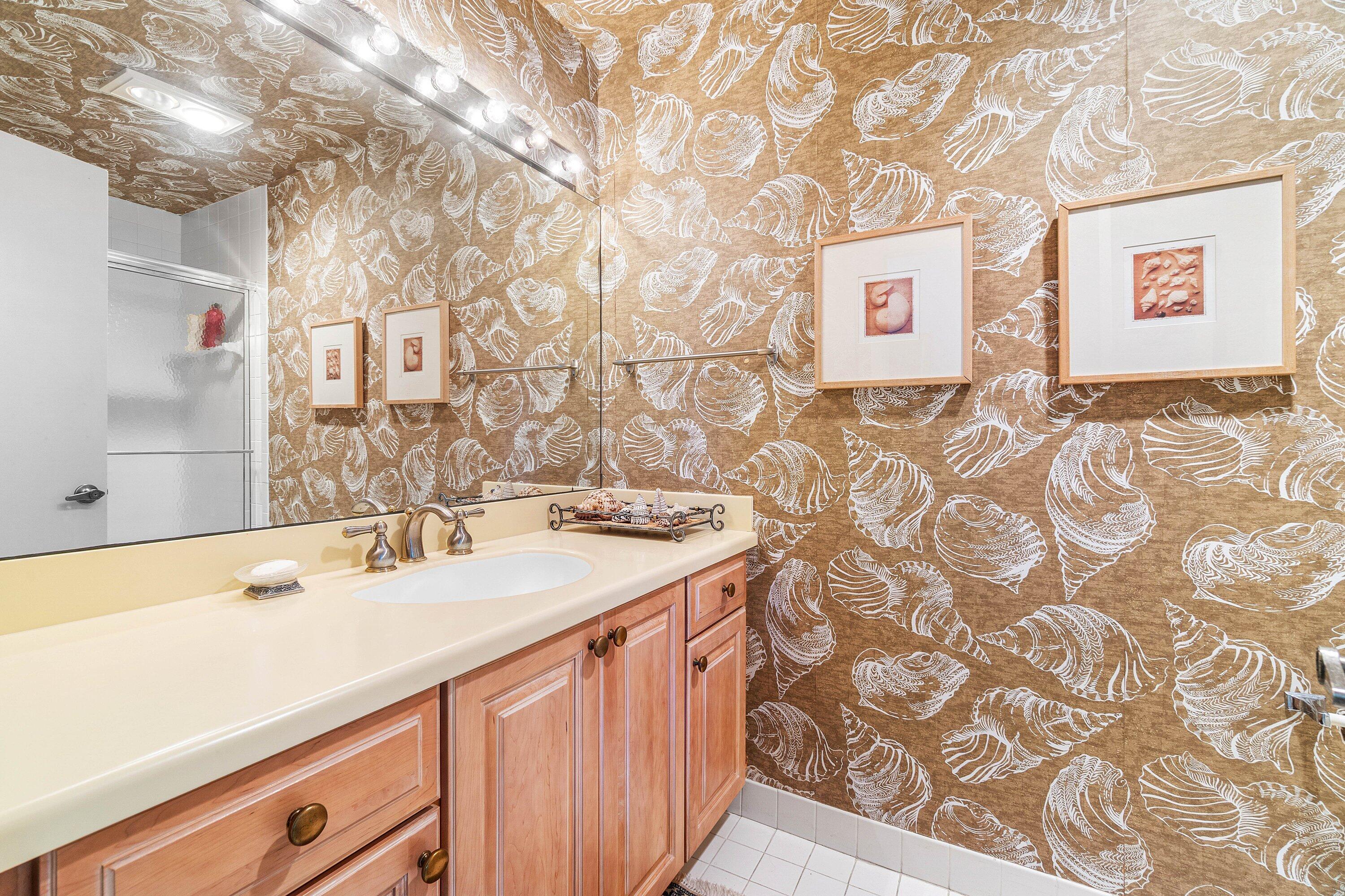 7809 Lakeside #4, Boca Raton FL 33434
