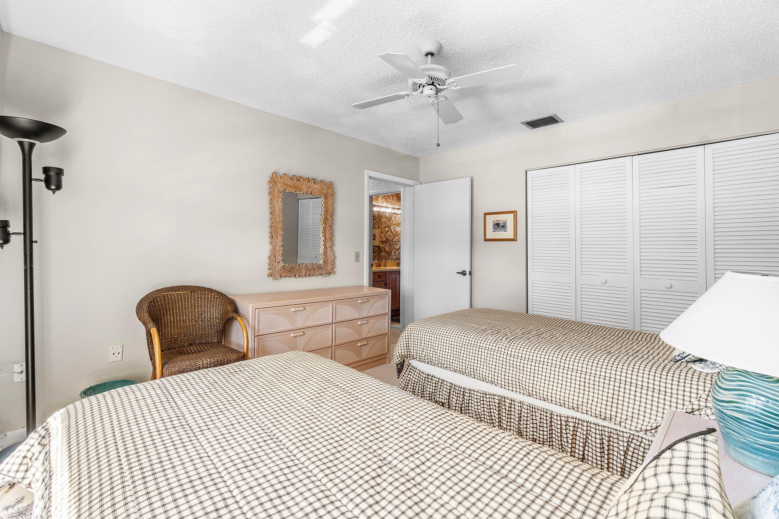 7809 Lakeside #4, Boca Raton FL 33434