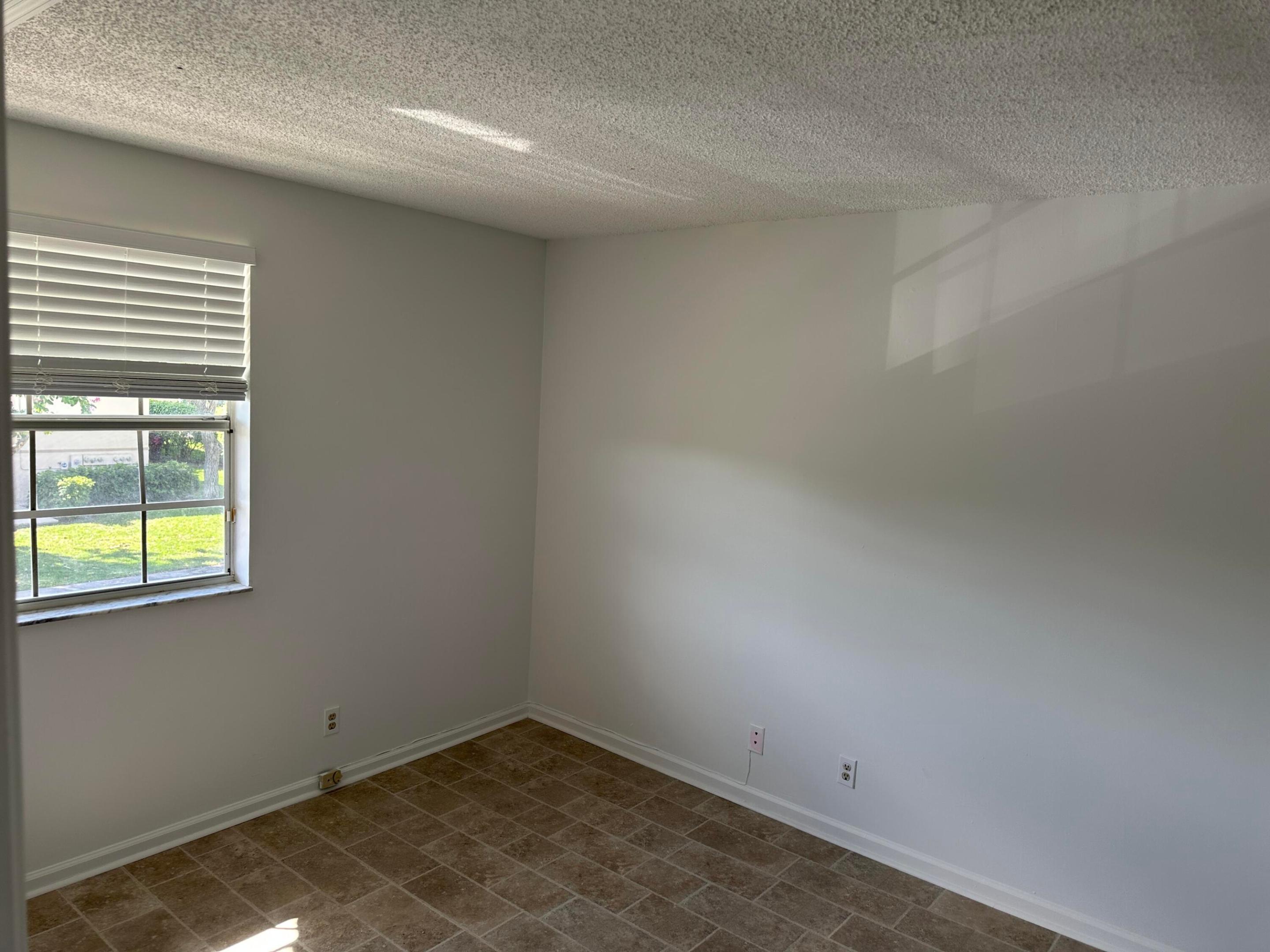 6703 Via Regina, Boca Raton FL 33433