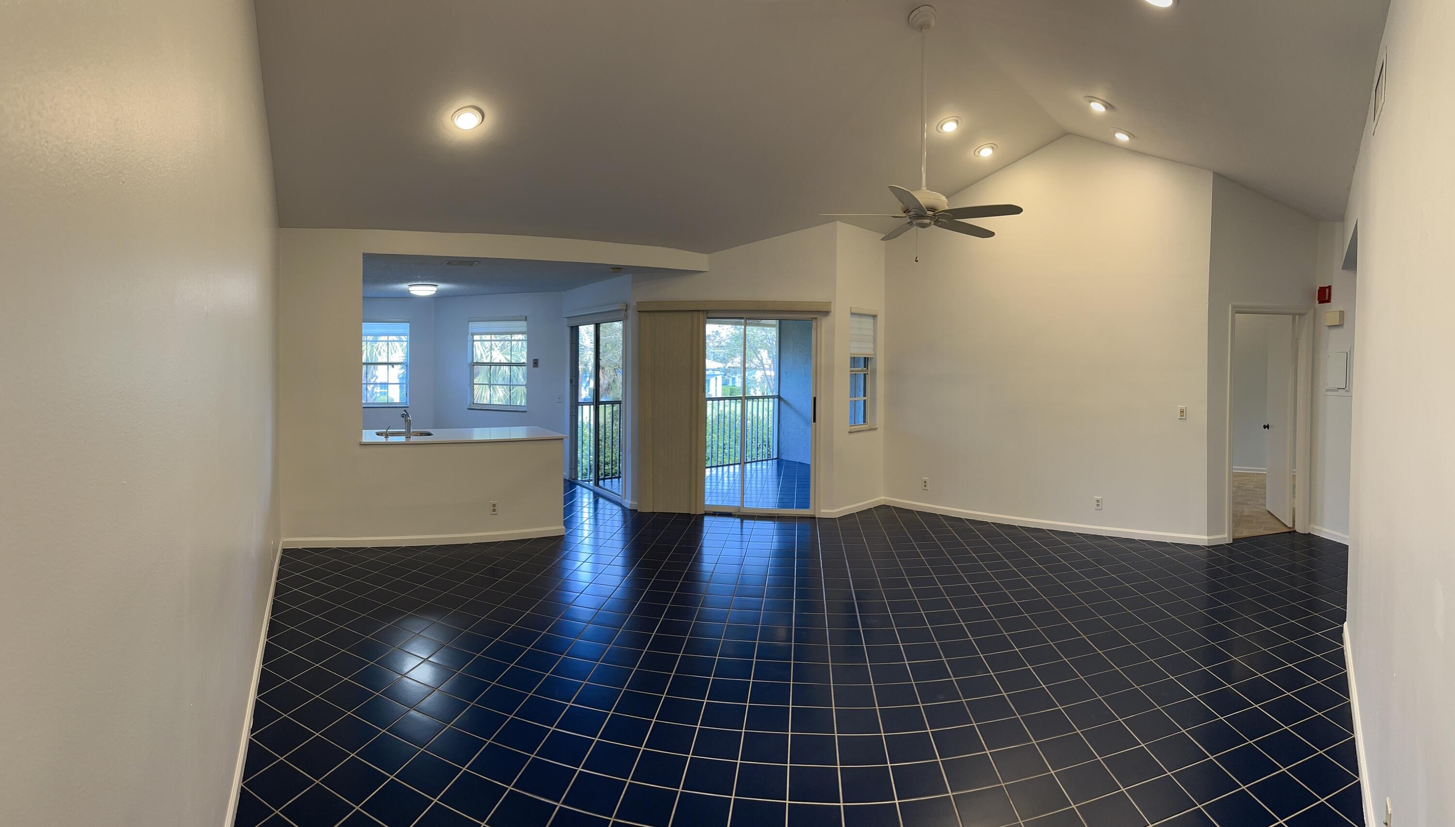 6703 Via Regina, Boca Raton FL 33433