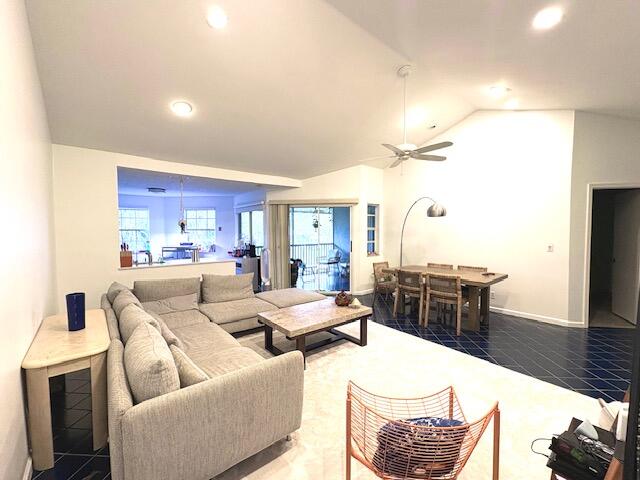 6703 Via Regina, Boca Raton FL 33433