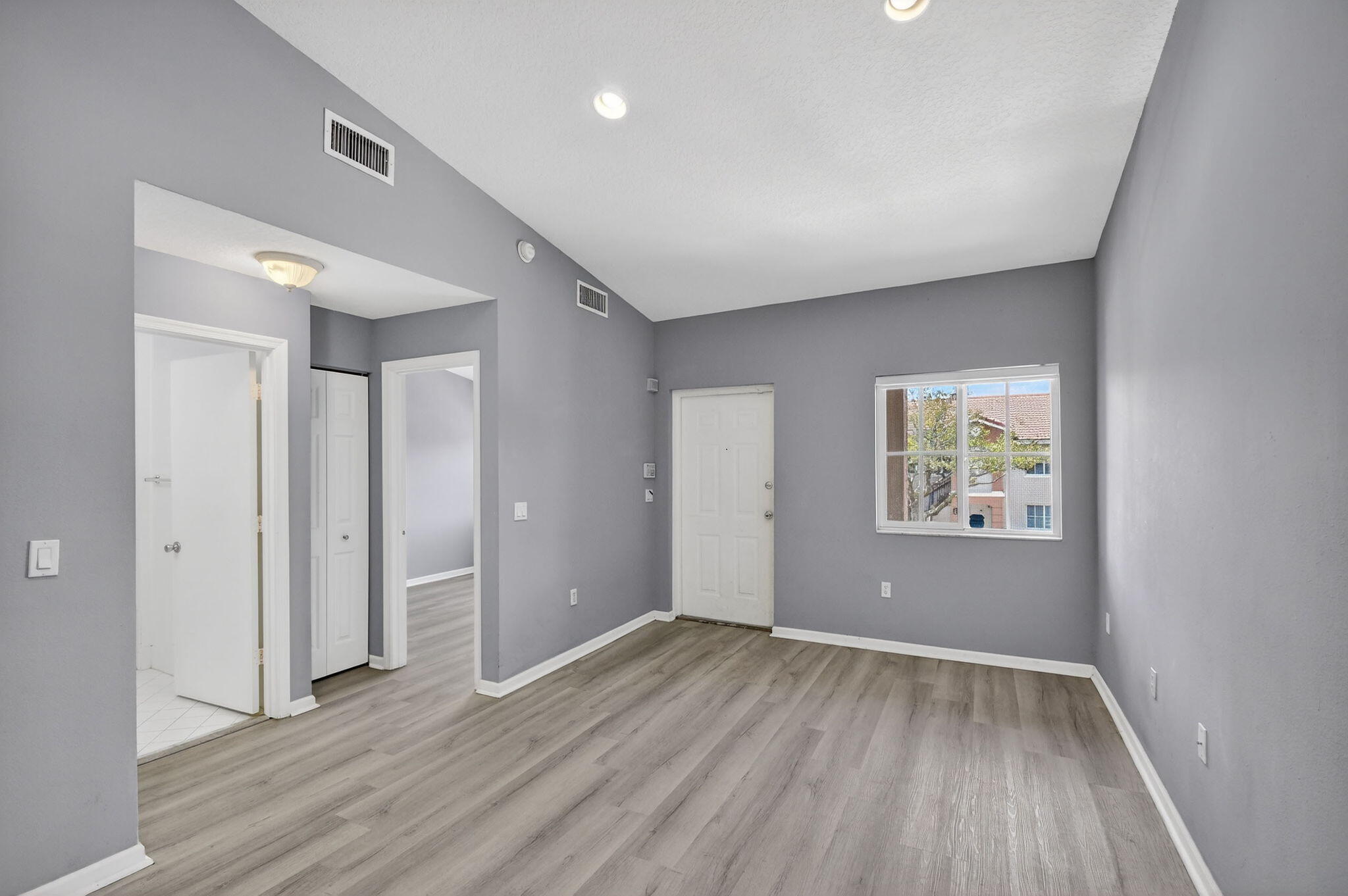 3790 N Jog #203, West Palm Beach FL 33411