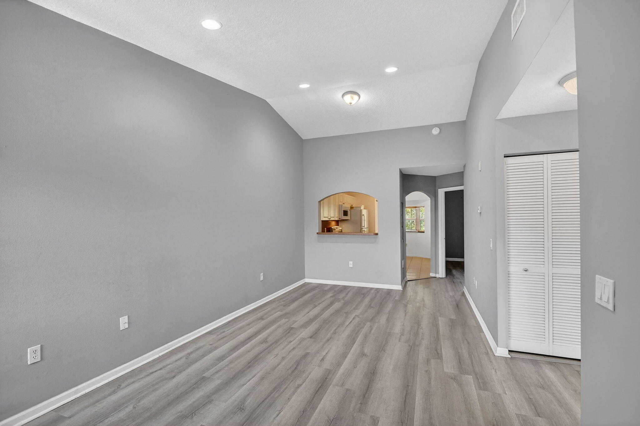 3790 N Jog #203, West Palm Beach FL 33411