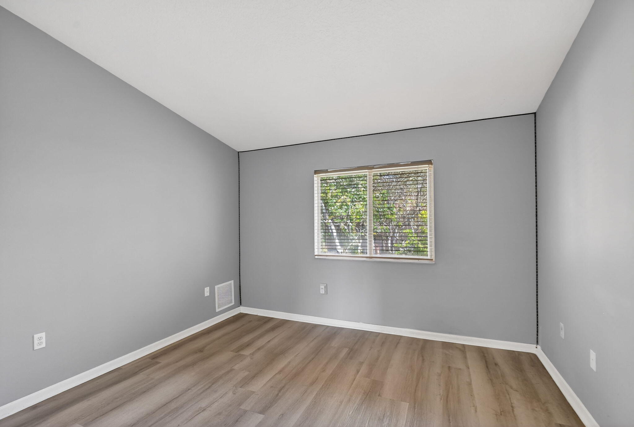 3790 N Jog #203, West Palm Beach FL 33411