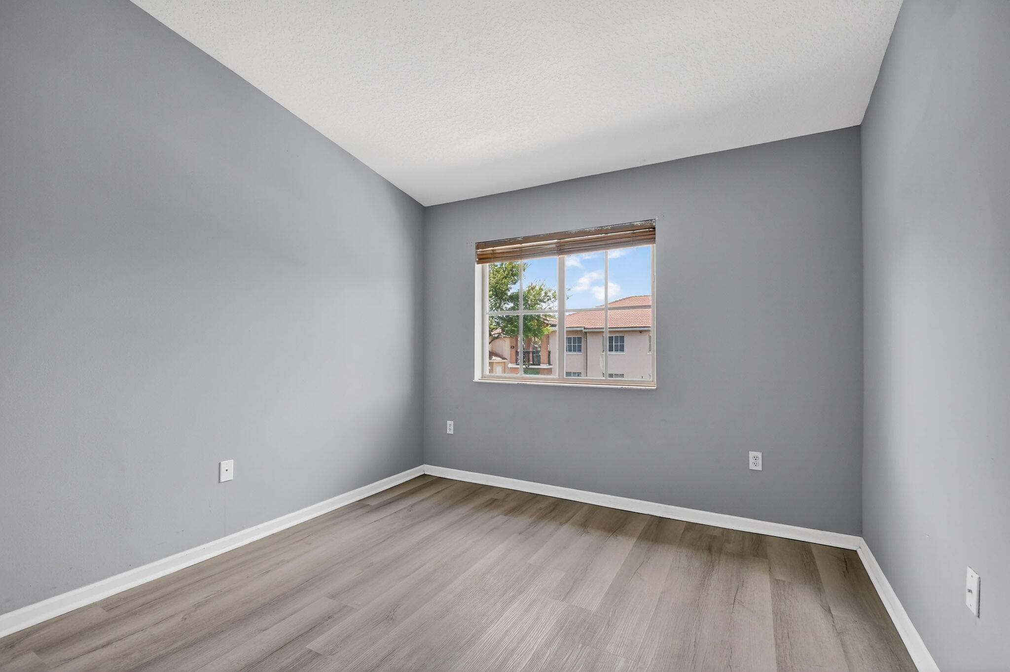 3790 N Jog #203, West Palm Beach FL 33411