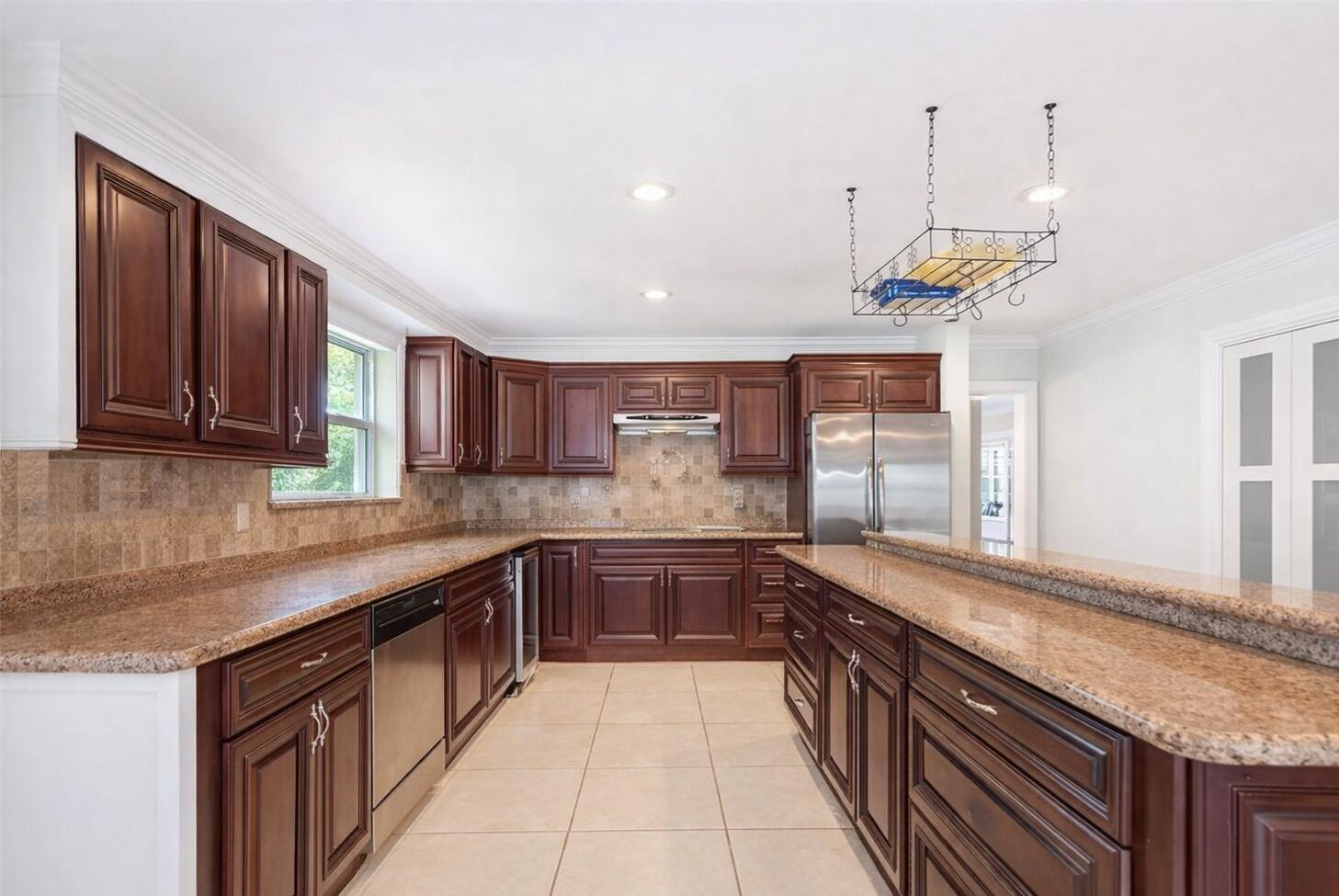 5701 SW 136th, Miami FL 33156