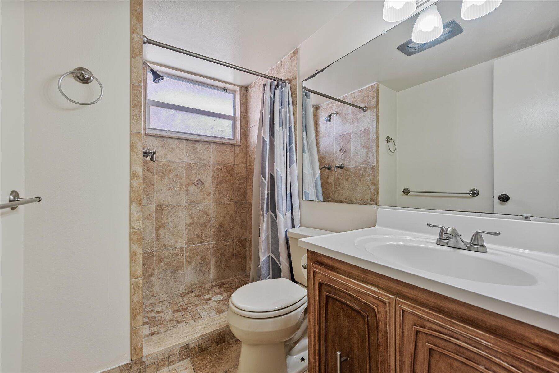 719 Lori #204, Palm Springs FL 33461