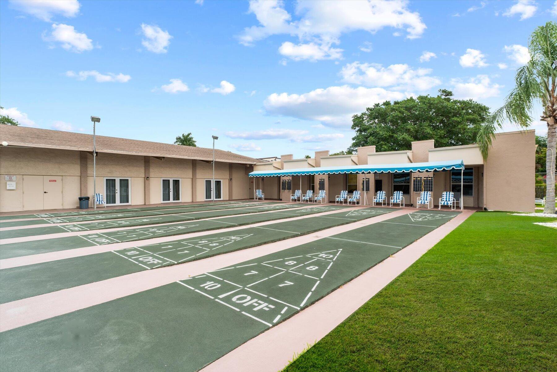 719 Lori #204, Palm Springs FL 33461