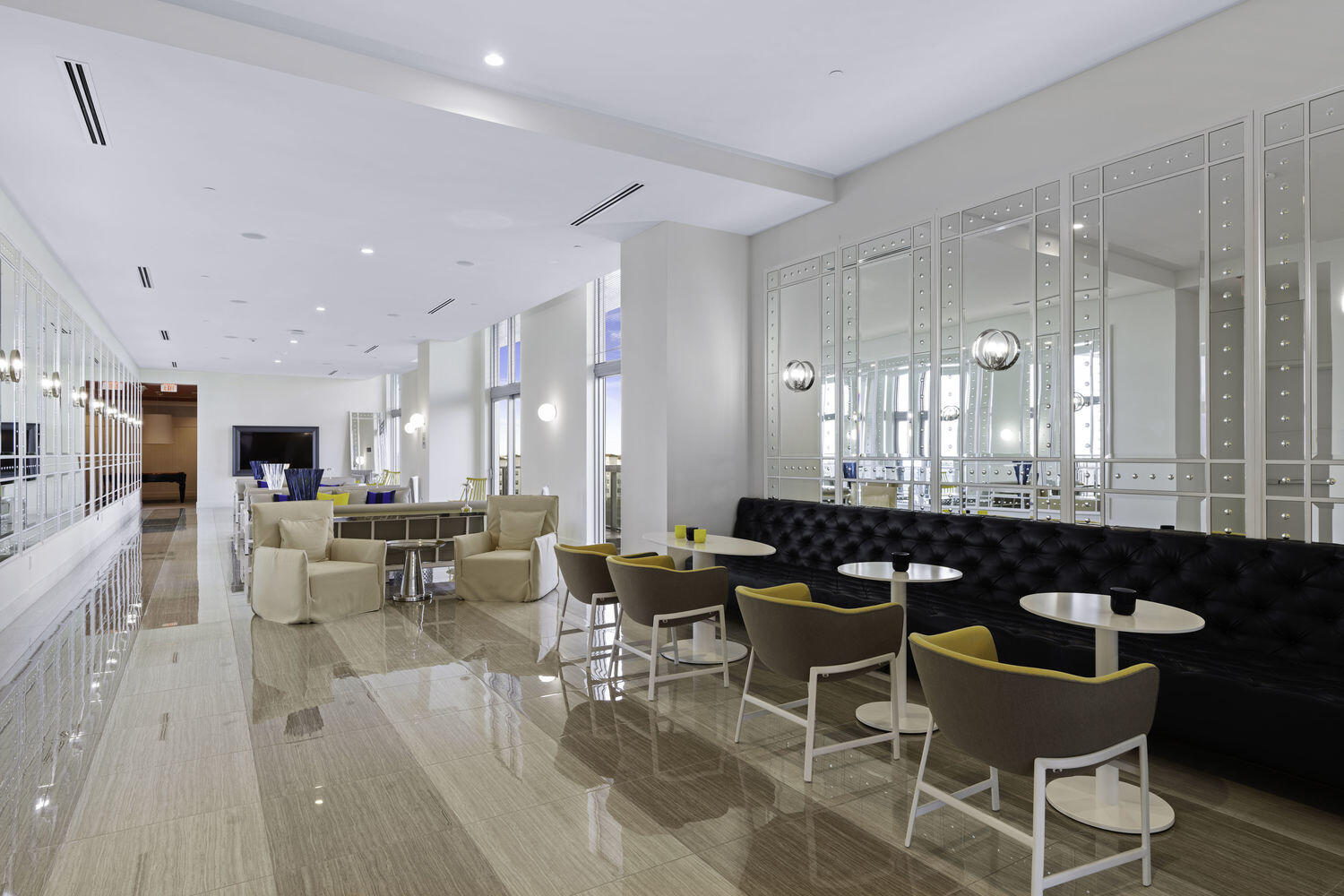 2000 Metropica #2107, Sunrise FL 33323