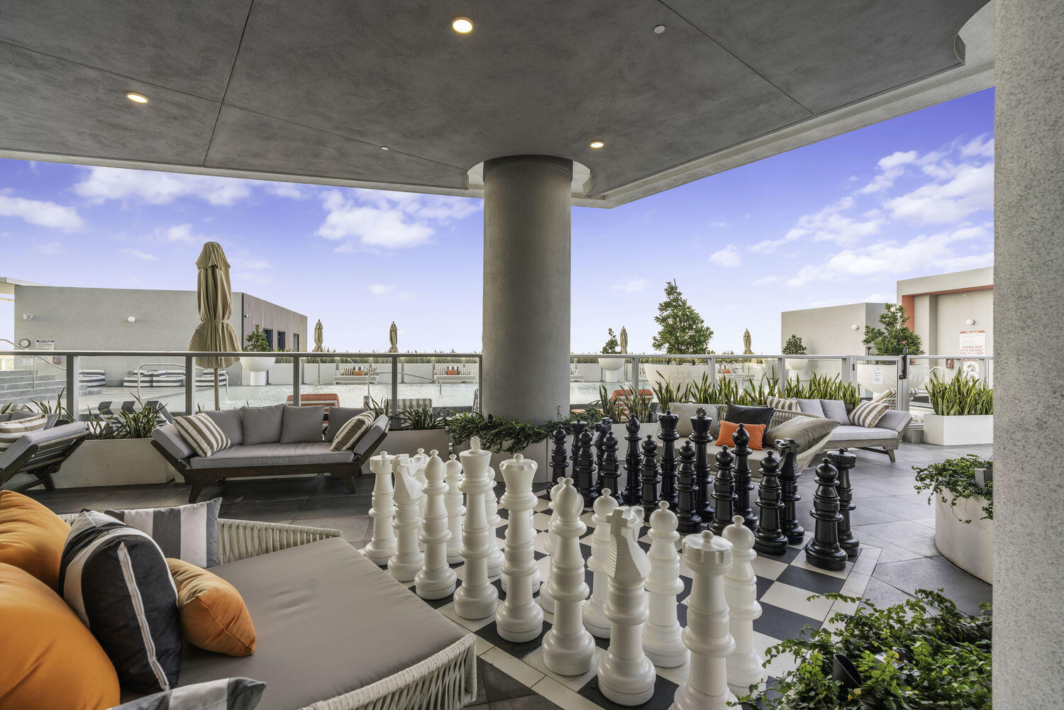 2000 Metropica #2107, Sunrise FL 33323