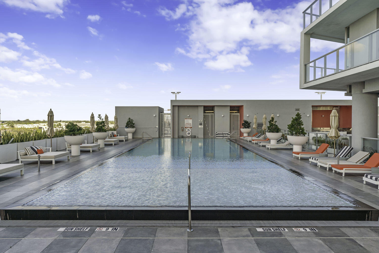 2000 Metropica #2107, Sunrise FL 33323