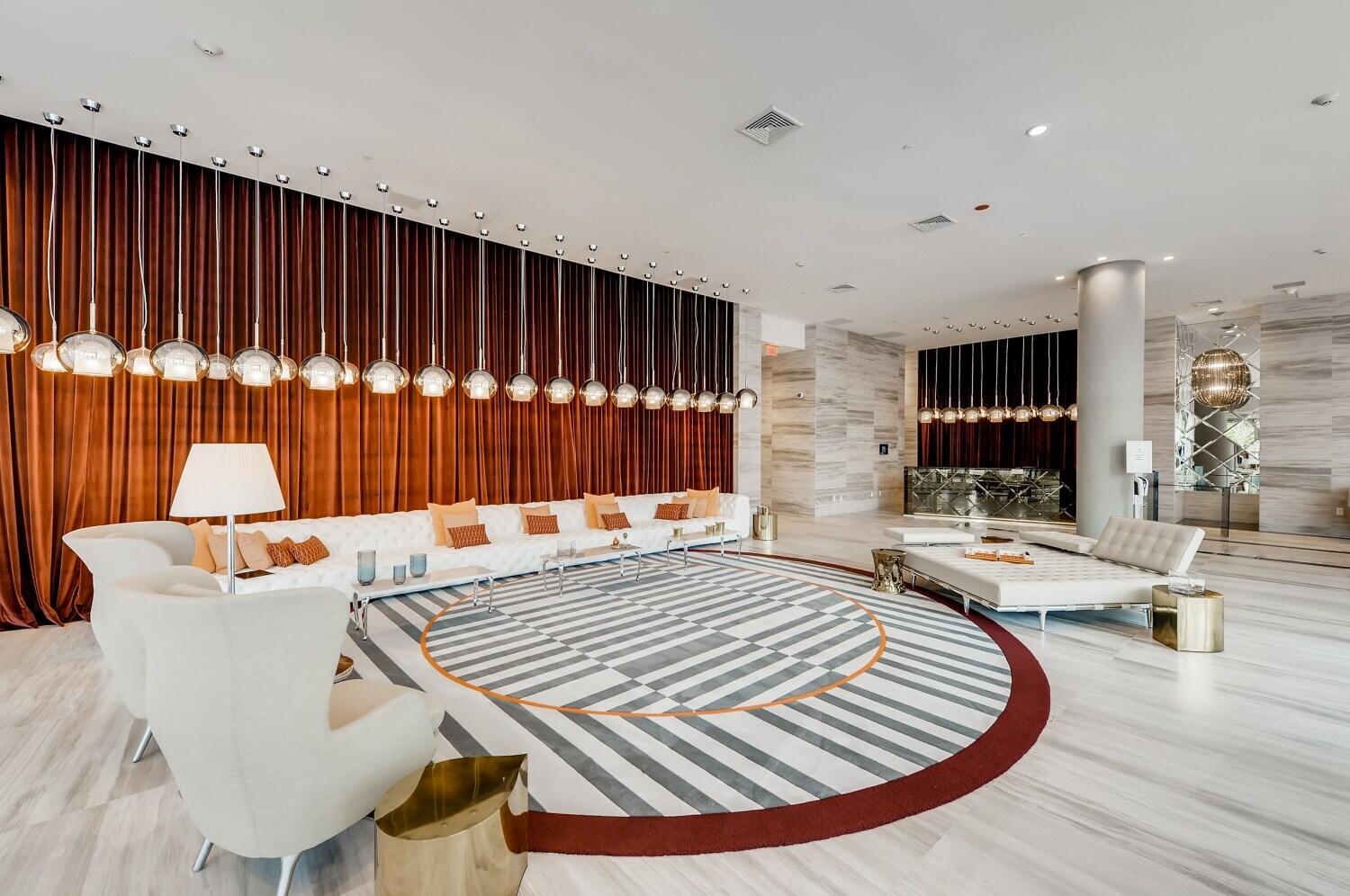 2000 Metropica #2107, Sunrise FL 33323