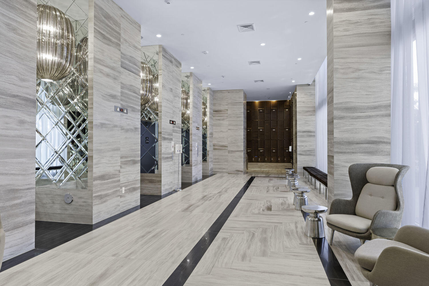 2000 Metropica #2107, Sunrise FL 33323