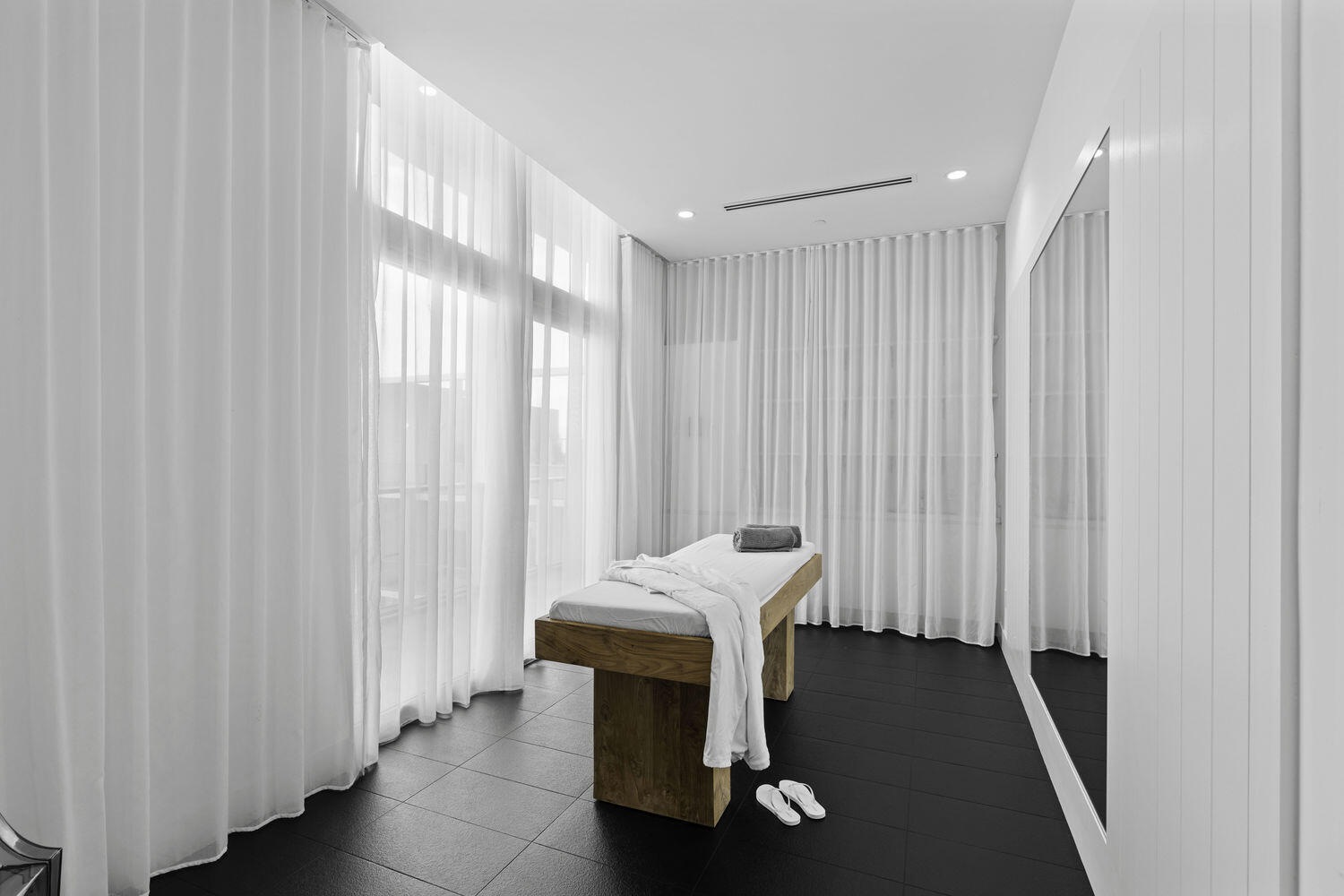 2000 Metropica #2107, Sunrise FL 33323